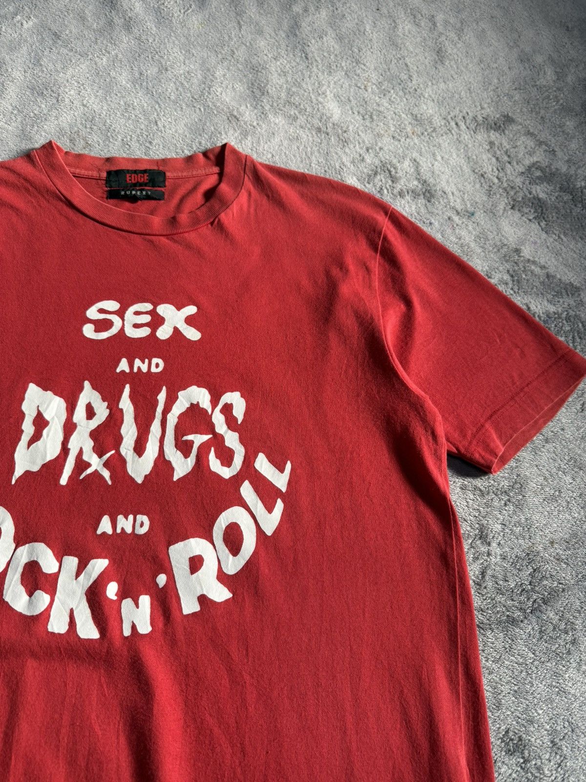 Hysteric Glamour Edge Rupert Japan Sex And Drugs And Rock N Roll Archive Tee Size US M / EU 48-50 / 2 - 2 Thumbnail