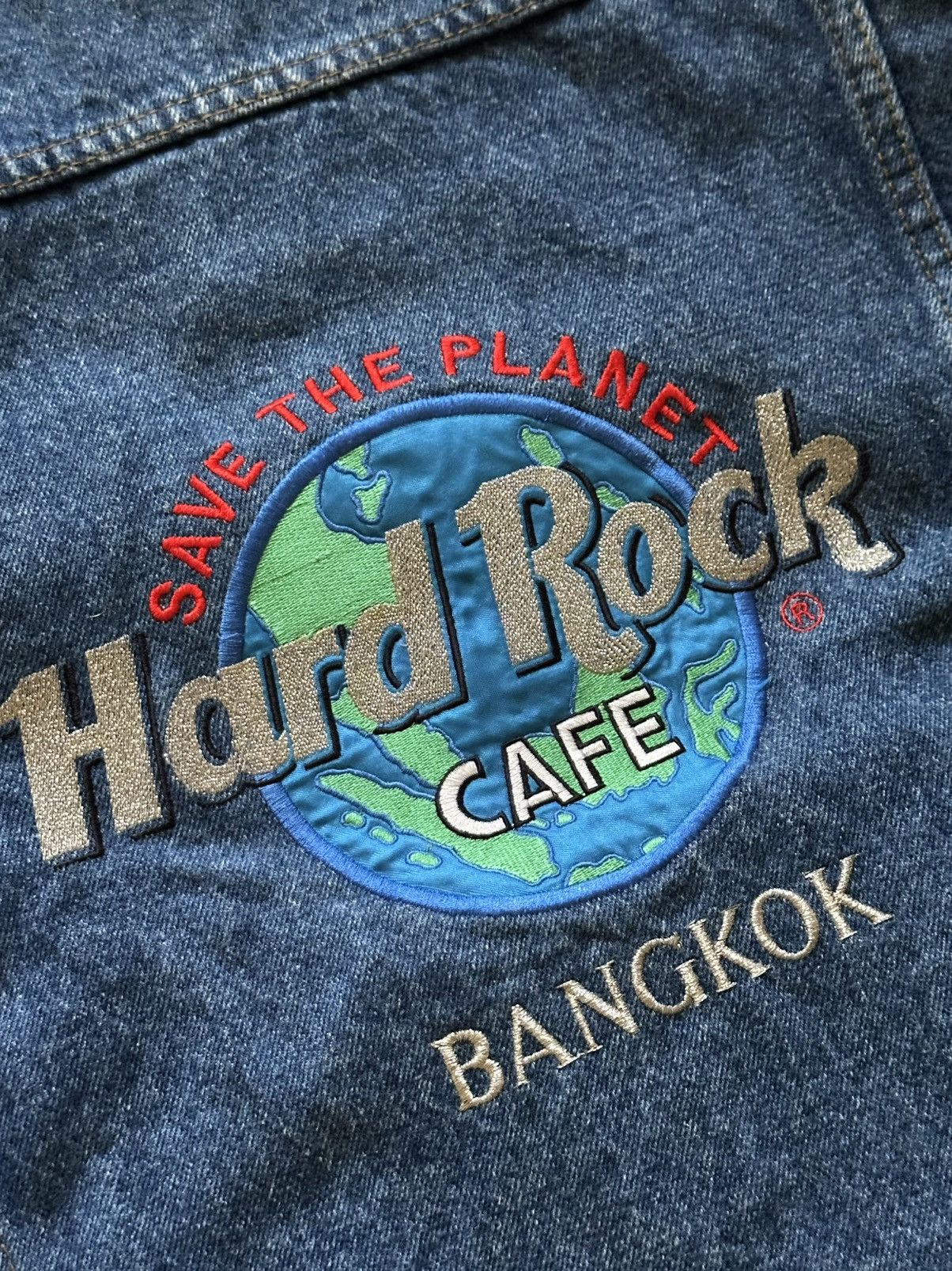 Hard Rock Cafe Hard Rock Cafe Bangkok Vintage Denim Jacket Save The Planet Size US S / EU 44-46 / 1 - 3 Thumbnail