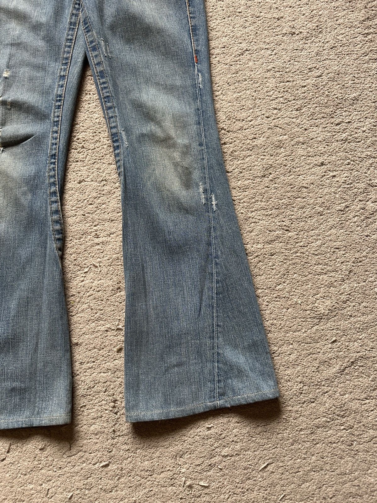 True Religion 2000s True Religion Distressed Flare Jeans Size US 30 / EU 46 - 3 Thumbnail
