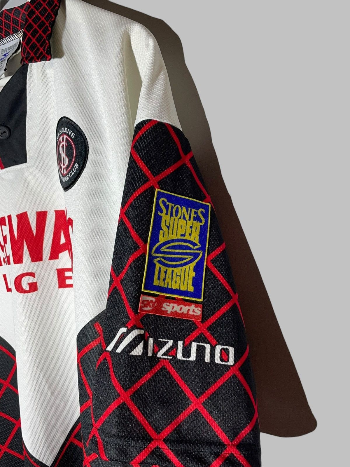 Mizuno St. Helens England Rugby Legue 1997 Mizuno Vintage Rugby Size US XL / EU 56 / 4 - 5 Thumbnail