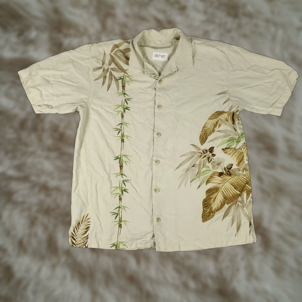 Tommy Bahama Tommy Bahama Shirt Mens Medium Beige Floral Silk Hawaiian Button Up Short Sleeve Size US M / EU 48-50 / 2 - 1 Thumbnail