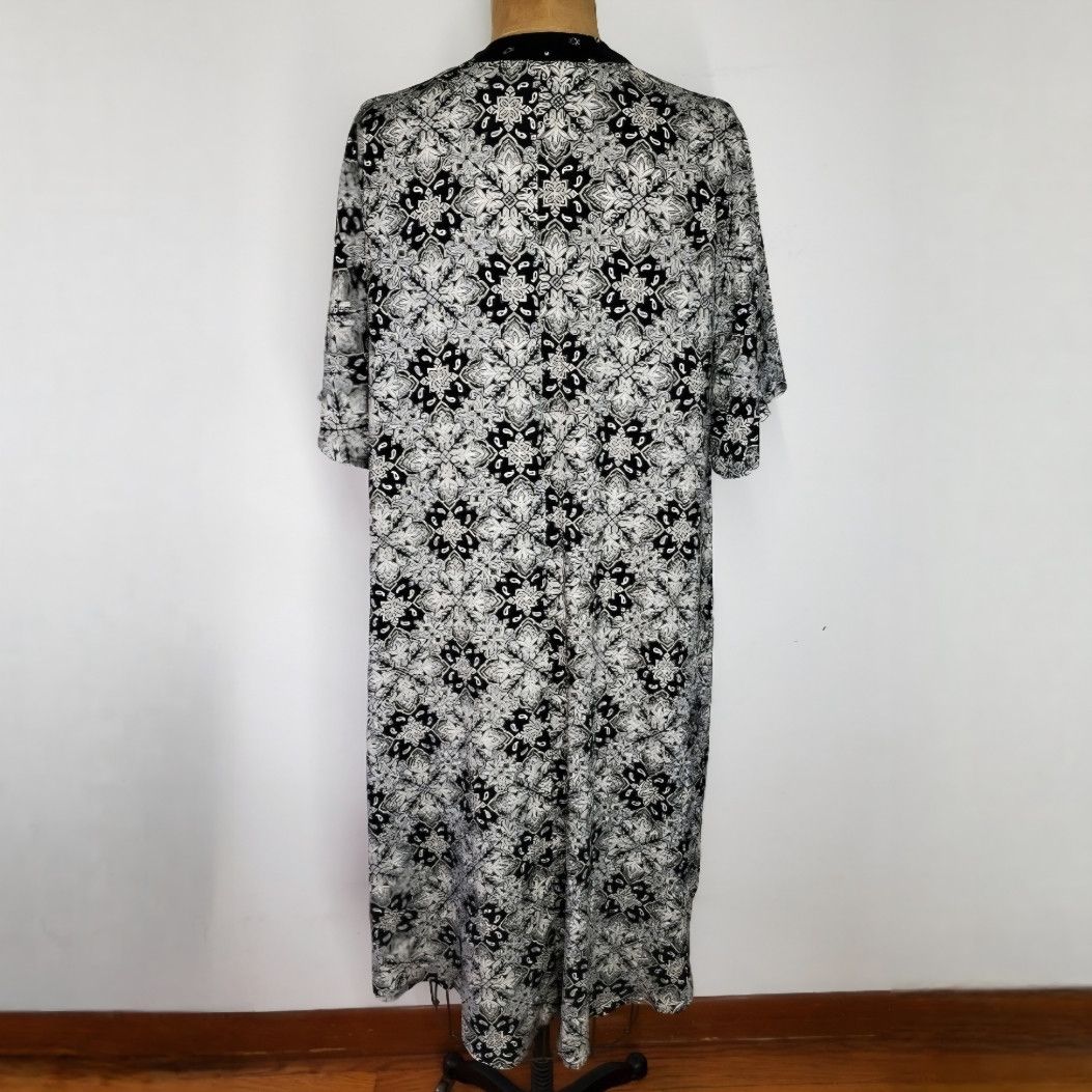 Torrid Torrid Size 1/1X Duster Robe Kimono Blazer Black White Flowy Size XL / US 12-14 / IT 48-50 - 4 Thumbnail