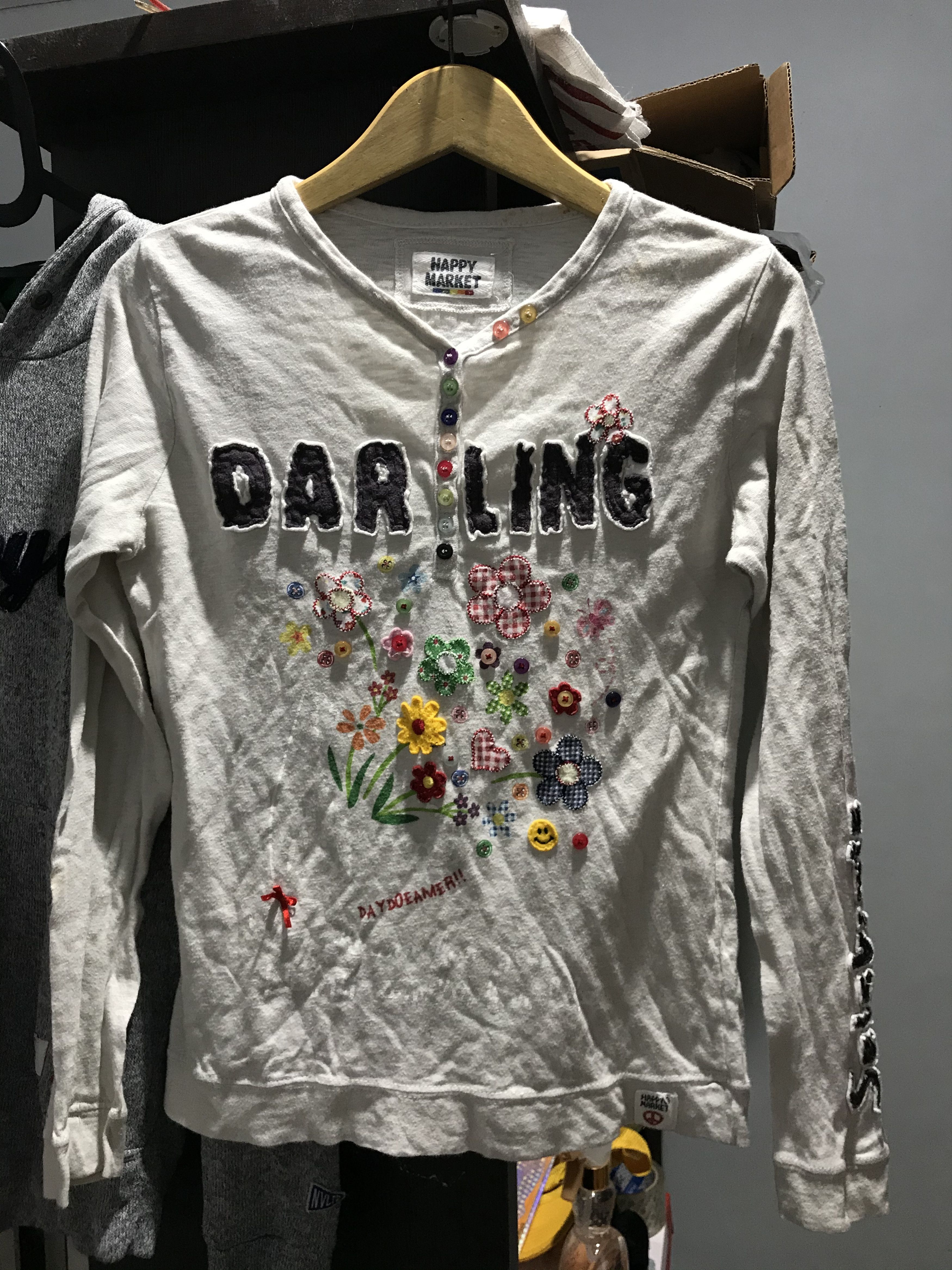 Japanese Brand Vintage happy market patch longsleeve t-shirts y2k Size US S / EU 44-46 / 1 - 1 Thumbnail