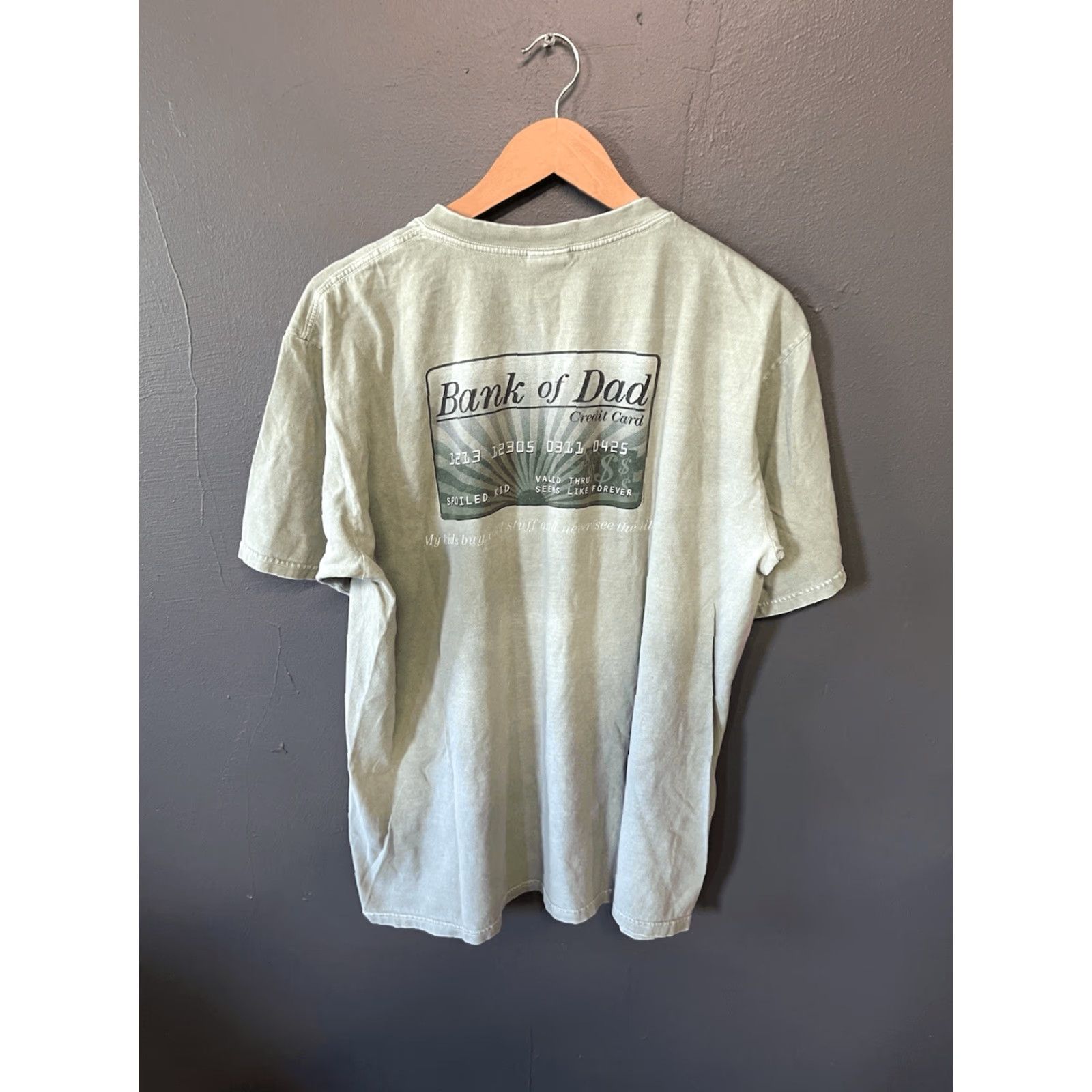 Vintage VINTAGE Crazy Shirts Mens T-Shirt Shirt Size L Green Short Sleeve Bank of Dad 90s Size US L / EU 52-54 / 3 - 2 Thumbnail