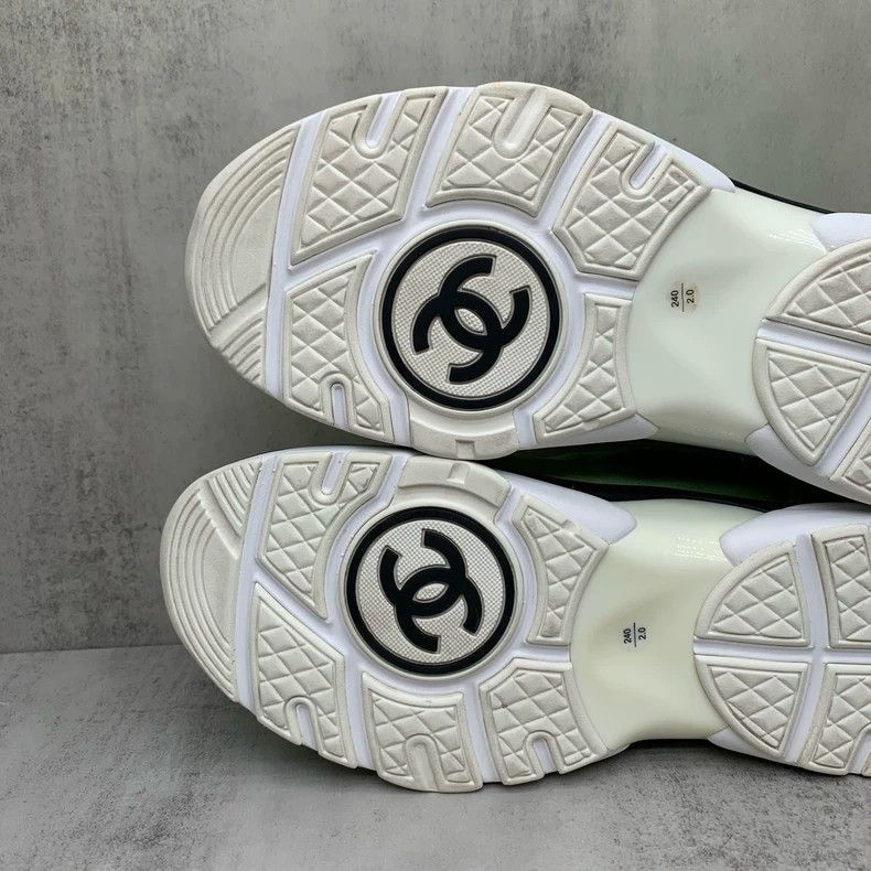 Chanel Chanel Green Diamond Pattern Sneakers Size 38 Size US 8 / EU 41 - 8 Thumbnail