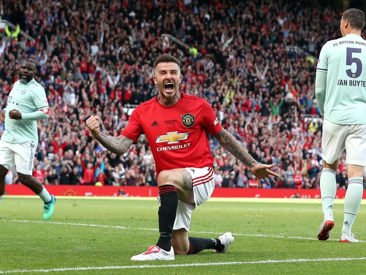 Adidas × Vintage MAN UNITED ADIDAS 2019/2020 FOOTBALL HOME JERSEY #7 BECKHAM Size US M / EU 48-50 / 2 - 15 Thumbnail