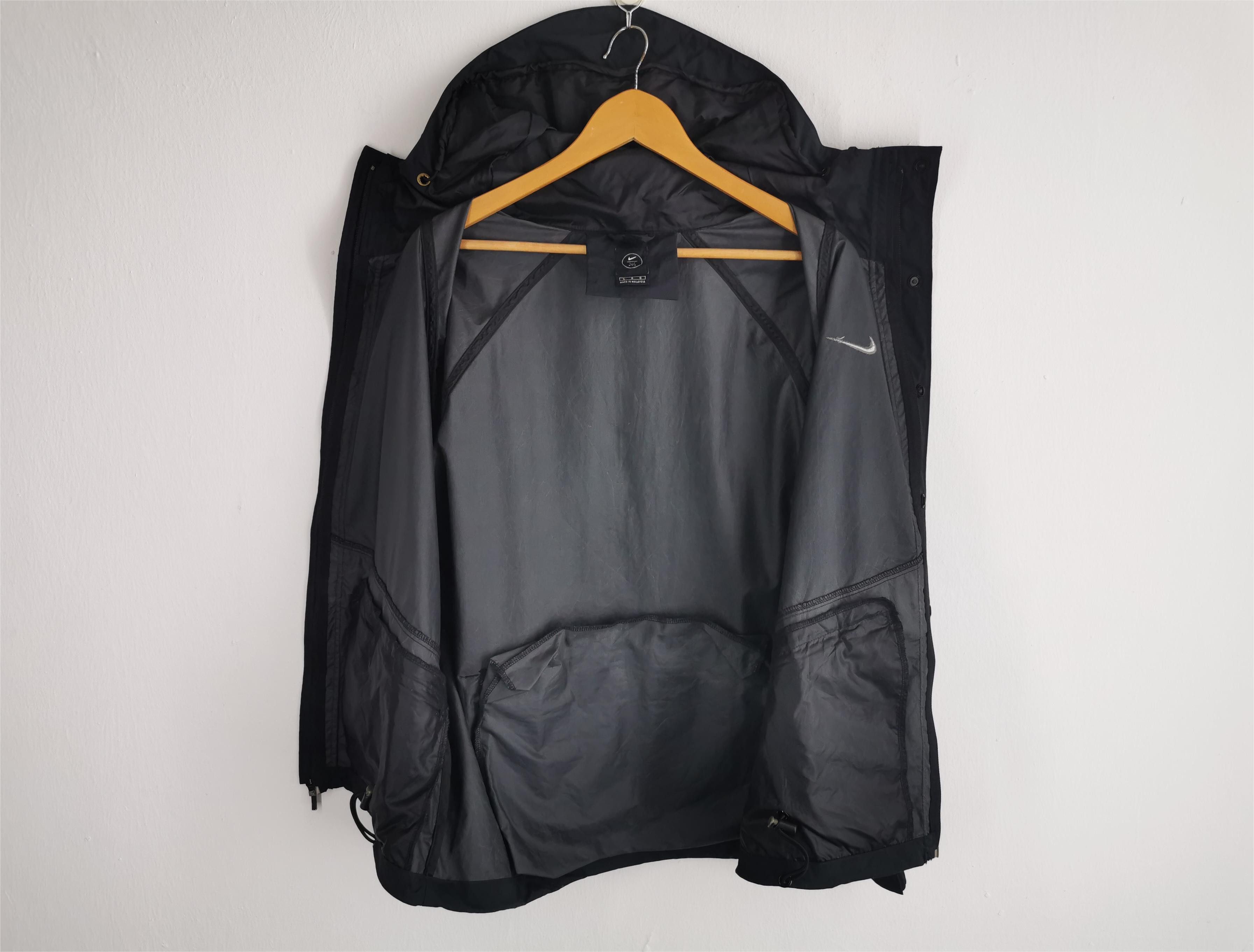 Nike Nike Golf Logo Windbreaker Nylon Jacket Size L Size US L / EU 52-54 / 3 - 2 Thumbnail