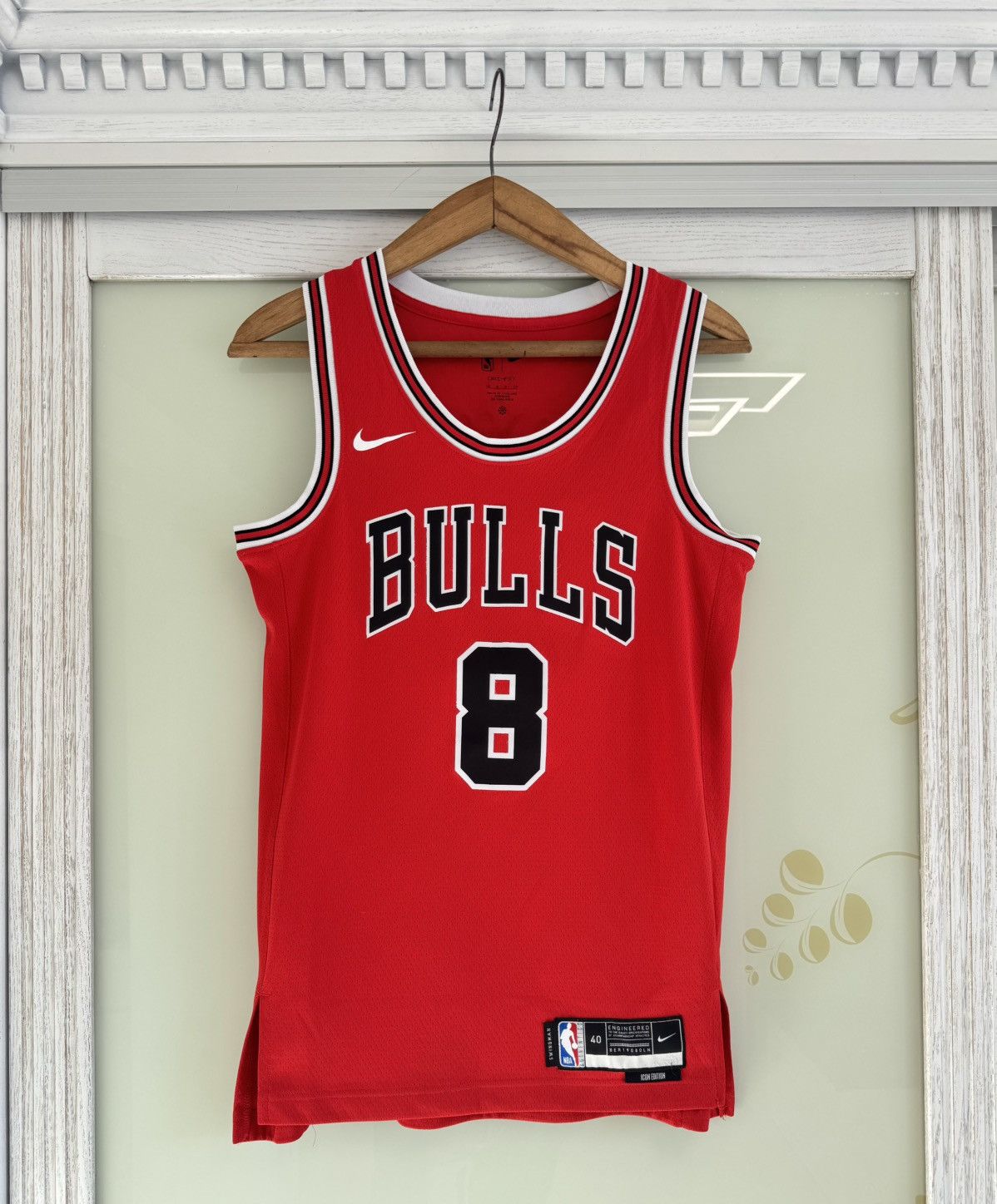 Nike Lavine #8 Chicago Bulls Basketball Jersey NBA Shirt Kit Size US S / EU 44-46 / 1 - 2 Thumbnail
