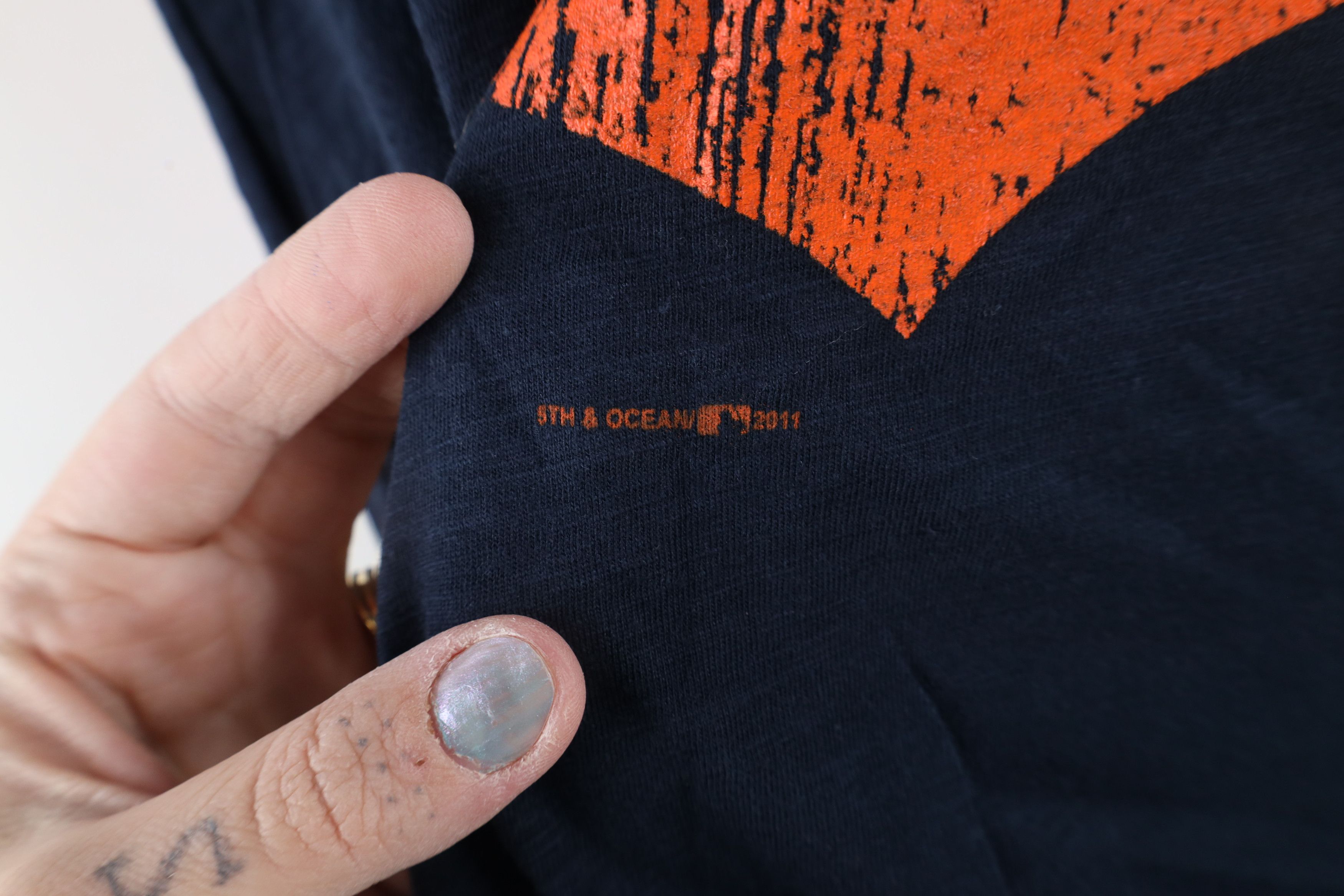 Vintage Deadstock Y2K English Detroit Tigers Baseball V-Neck T-Shirt Size M / US 6-8 / IT 42-44 - 9 Thumbnail