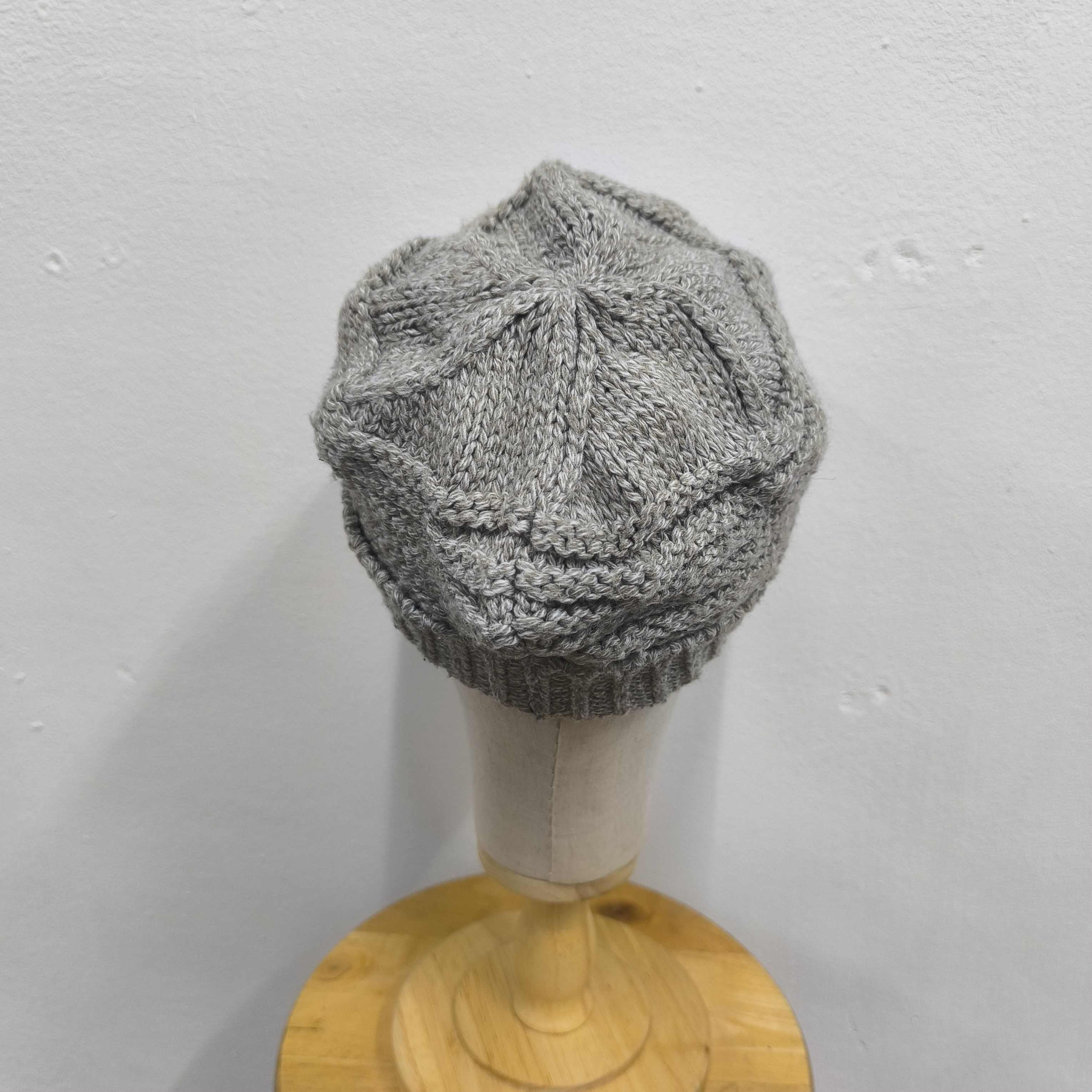 Japanese Brand ✨ Japanese brand visor beanie cap Size ONE SIZE - 3 Thumbnail