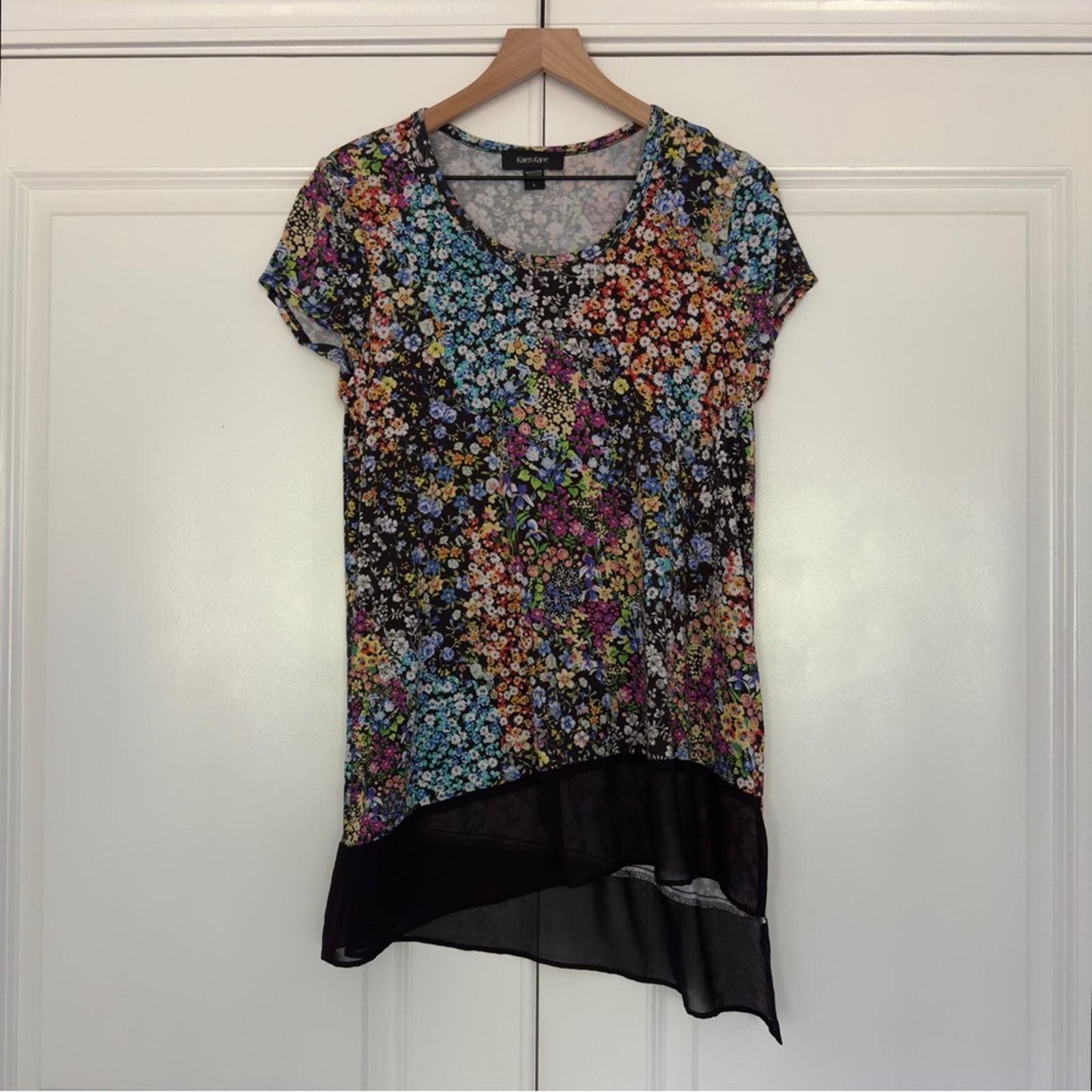 Other Karen Kane colorful/black and white floral top asymmetric L Size L / US 10 / IT 46 - 9 Thumbnail
