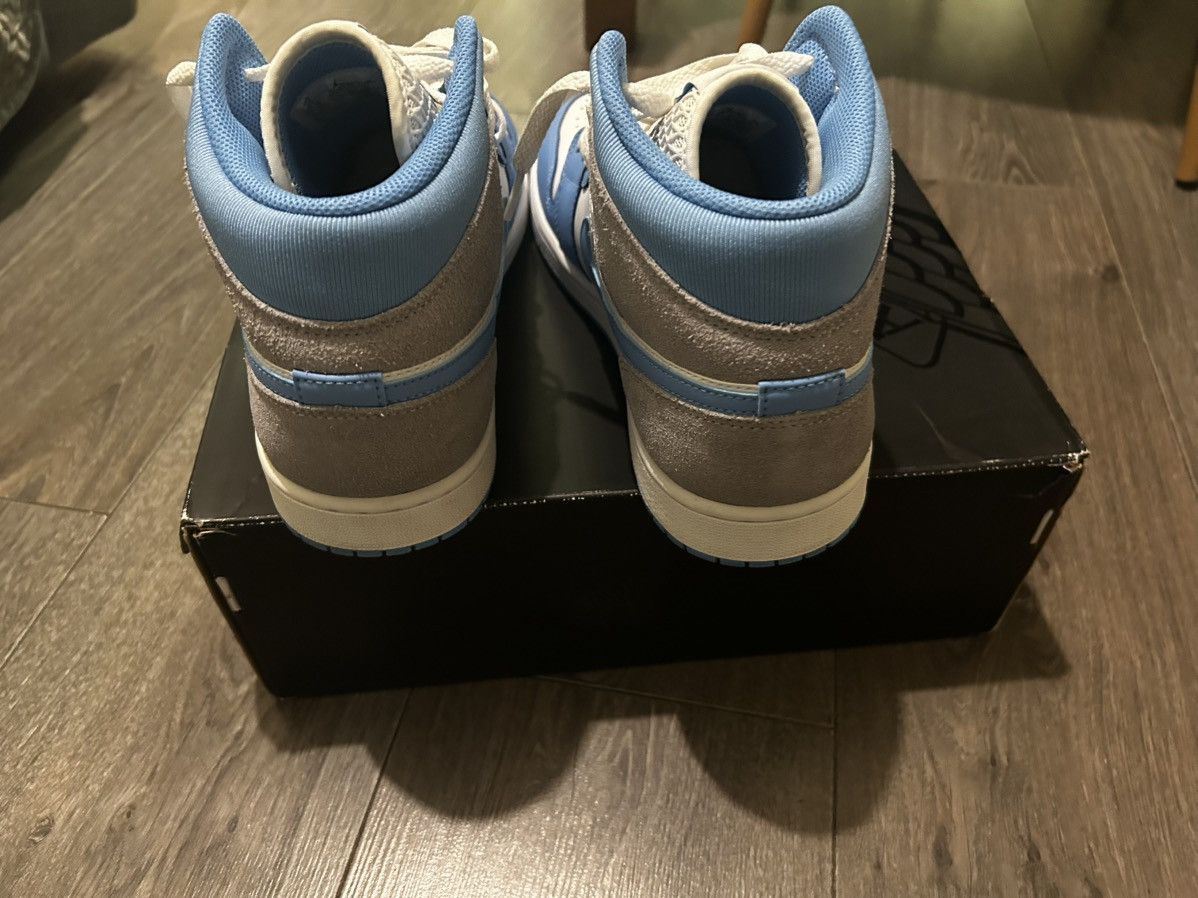 Nike Jordan 1 Mid SE’ University Blue Size US 9 / EU 42 - 3 Thumbnail