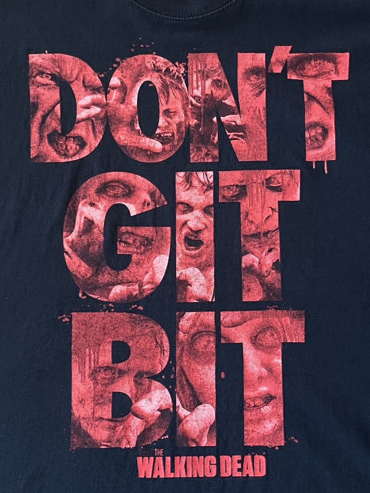Vintage © 2012 AMC The Walking Dead “Don’t Git Bit” Promo T-Shirt Size US XXL / EU 58 / 5 - 3 Thumbnail