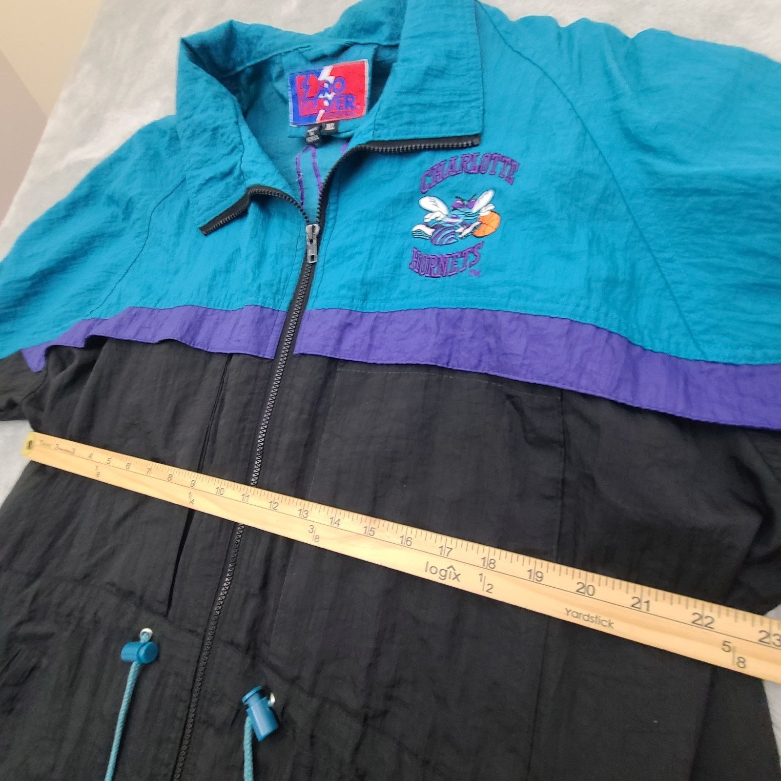 Pro Player Vintage 90s Charlotte Hornets NBA Pro Player Jacket Size XL Size US XL / EU 56 / 4 - 5 Thumbnail