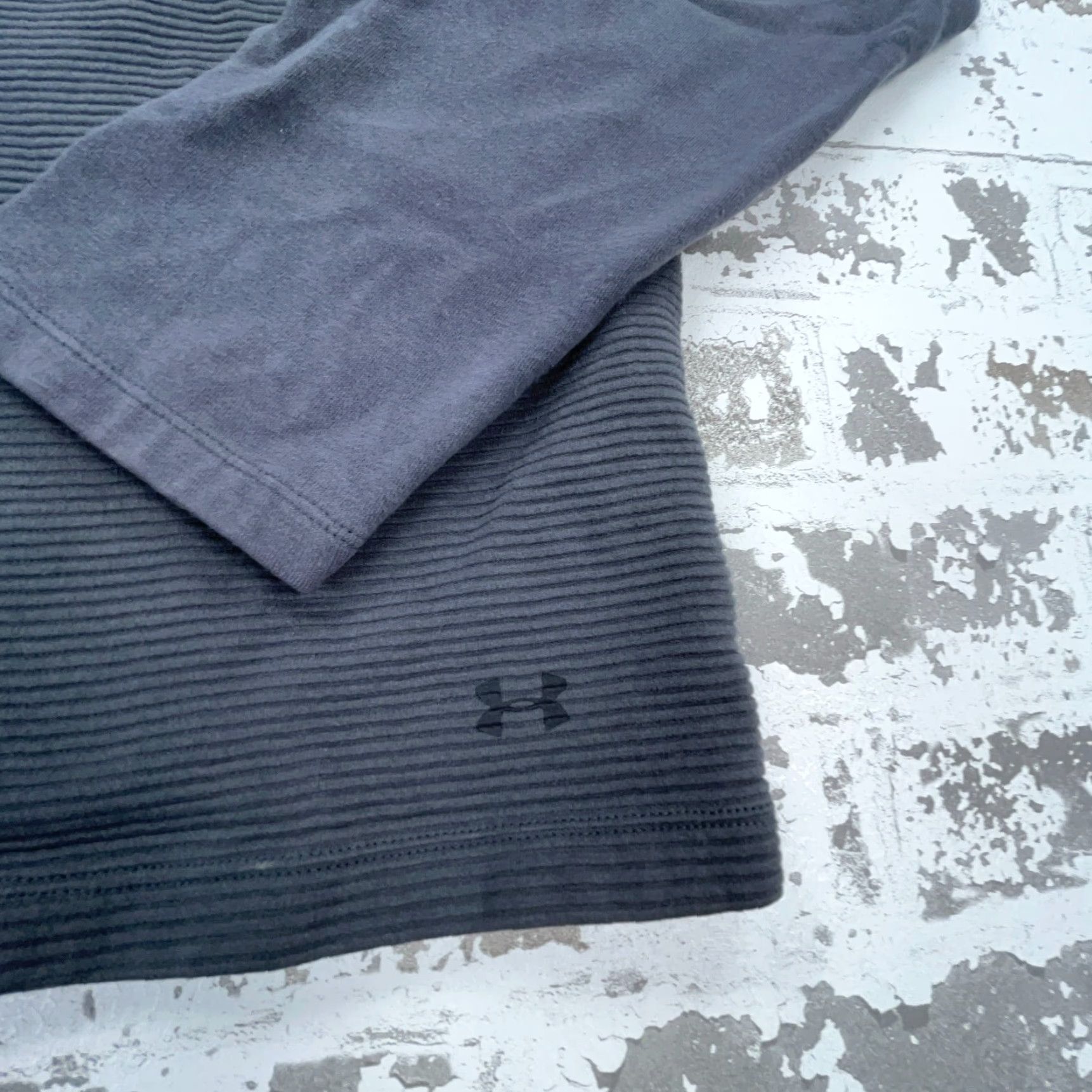 Under Armour Under Armour Hoodie Women XL Gray Sweatshirt Pullover Hooded All Seasons Breathable Pockets Logo Regular Size XL / US 12-14 / IT 48-50 - 2 Thumbnail