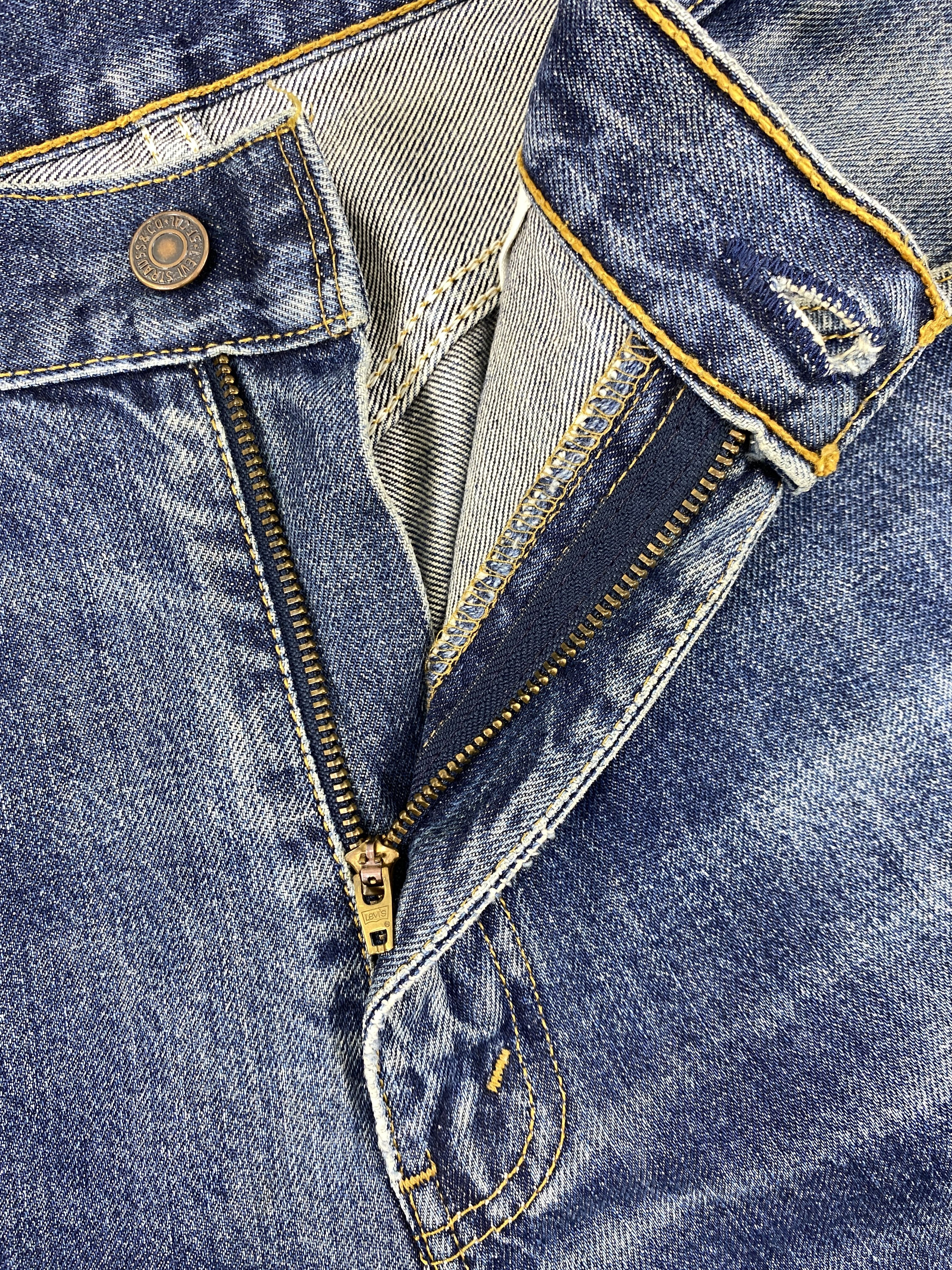 Levi's Dark Blue Distressed Vintage Levi's 506 Denim -JN683 Size US 33 - 7 Thumbnail