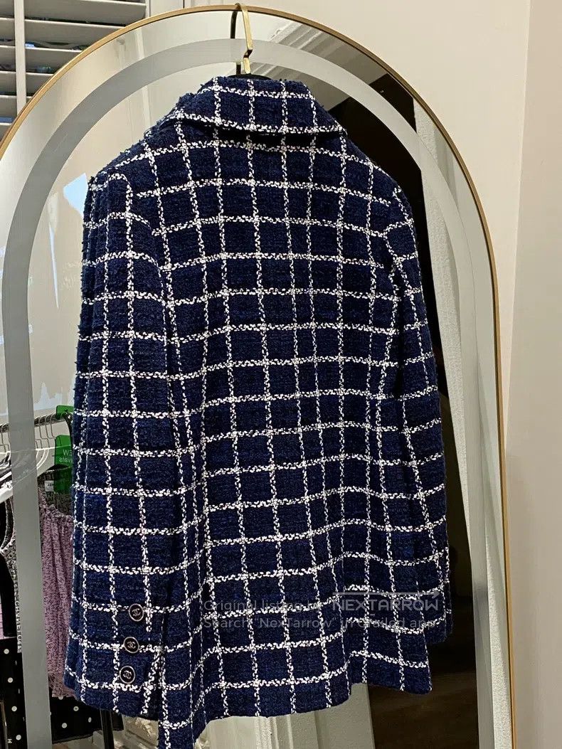 Chanel Chanel 24-year-old blue plaid lapel jacket Size XS / US 0-2 / IT 36-38 - 2 Thumbnail