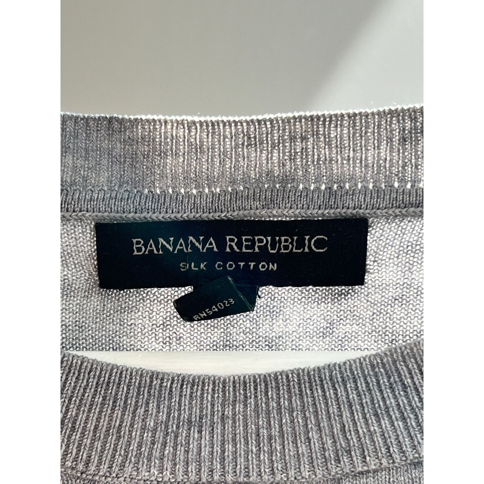 Banana Republic Banana Republic gray sweater "CIAO CIAO" design in red Size S / US 4 / IT 40 - 4 Thumbnail