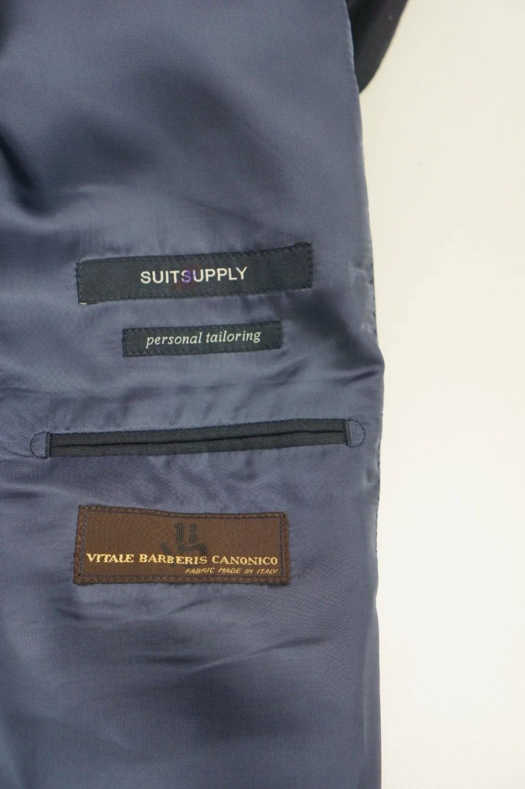 Suitsupply Men Suitsupply 3 Piece Suit Lazio Navy Vitale Barberis US46S Size 46S - 3 Thumbnail