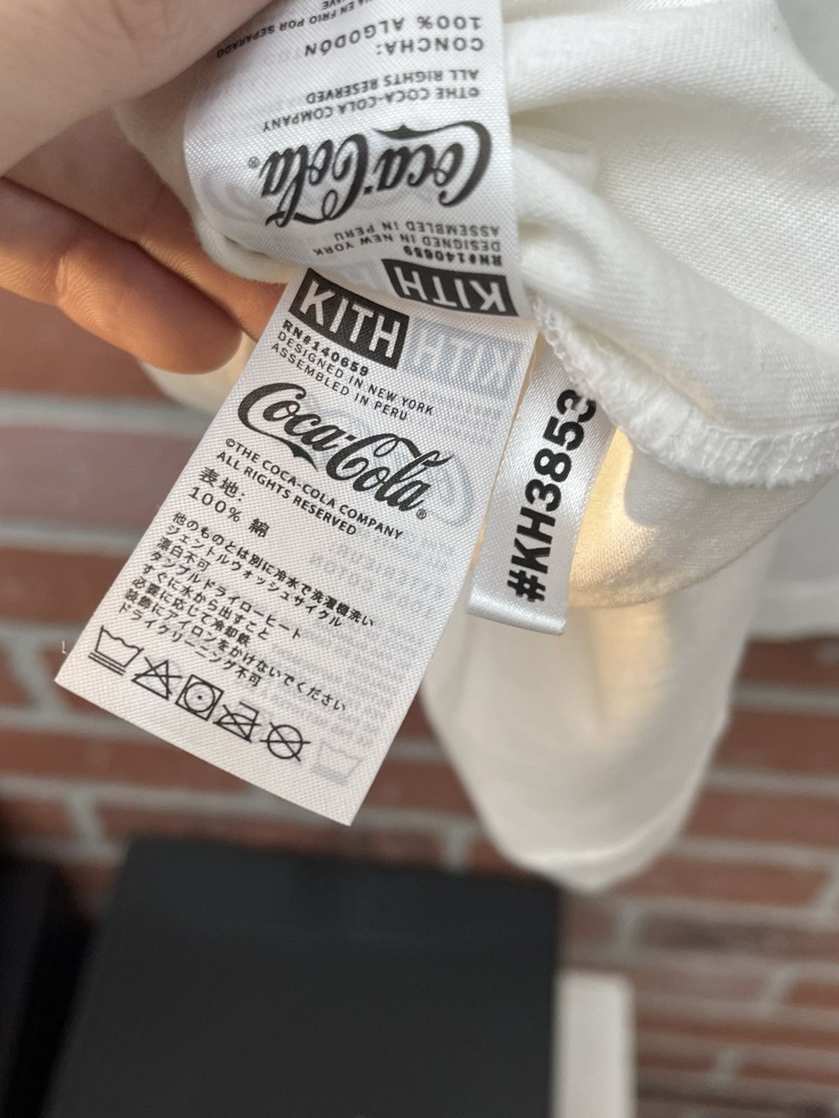 Kith Size L - Kith x Coke Cola Tee Shirt White Size US L / EU 52-54 / 3 - 7 Thumbnail