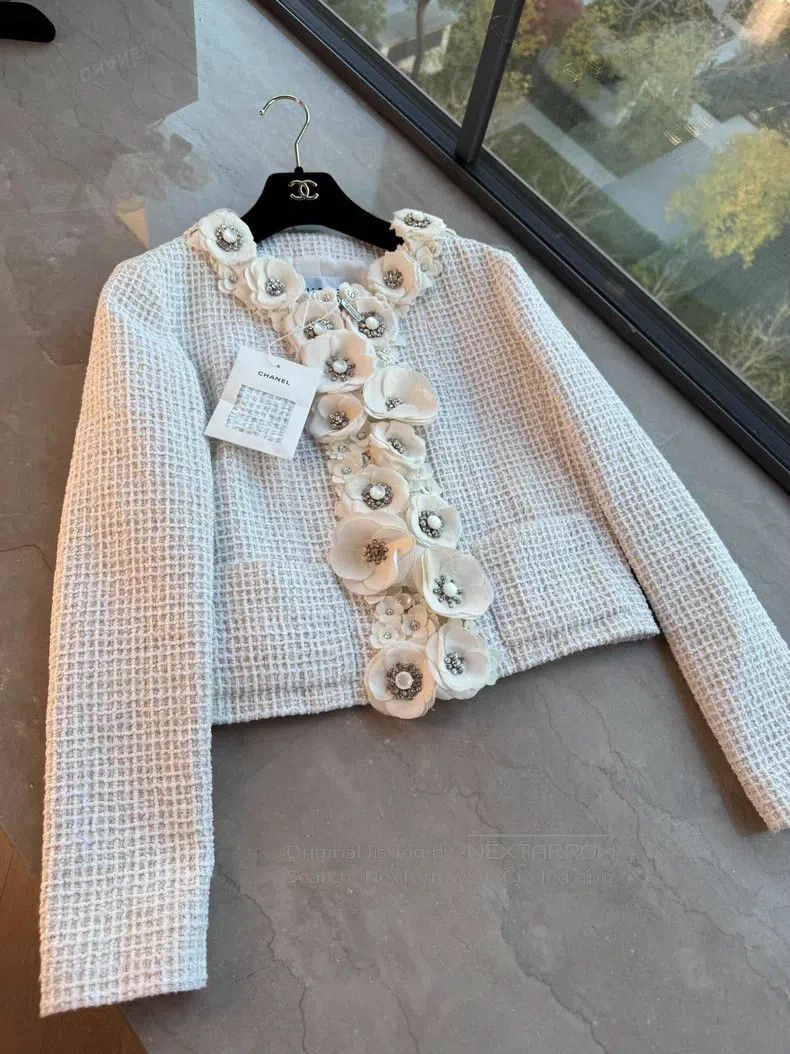 Chanel Chanel Coat Size XS / US 0-2 / IT 36-38 - 1 Thumbnail