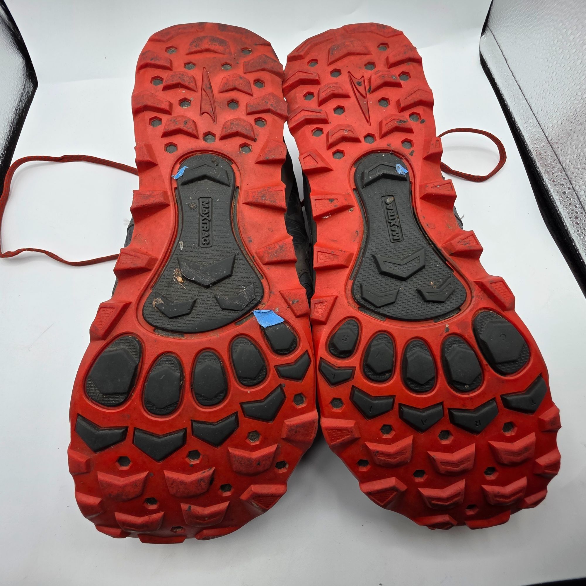 Altra Altra Lone Peak 4 Mens Size 13 Black Red Trail Running Shoes Size US 13 / EU 46 - 8 Thumbnail