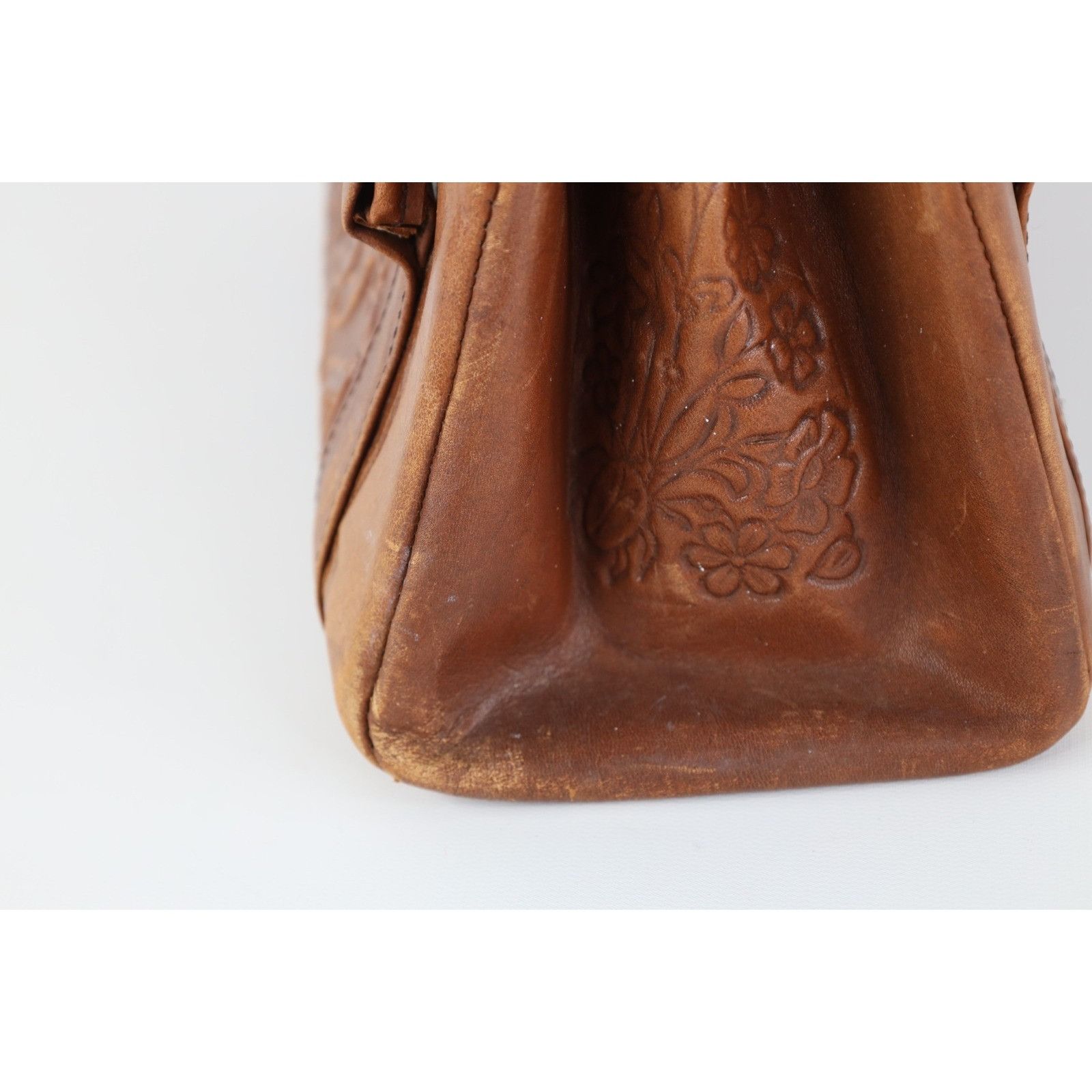Vintage Vintage 60s 70s Boho Chic Hand Tooled Leather Flower Purse Size ONE SIZE - 9 Thumbnail