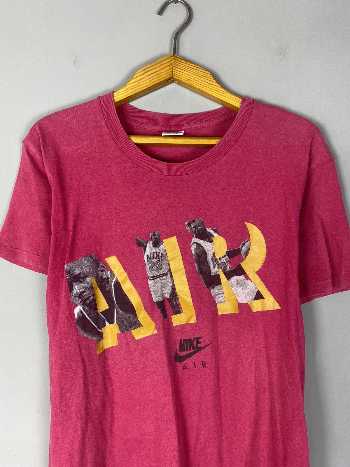 Nike × Vintage Vintage 90s Nike big logo tee T-shirt Size US M / EU 48-50 / 2 - 2 Thumbnail