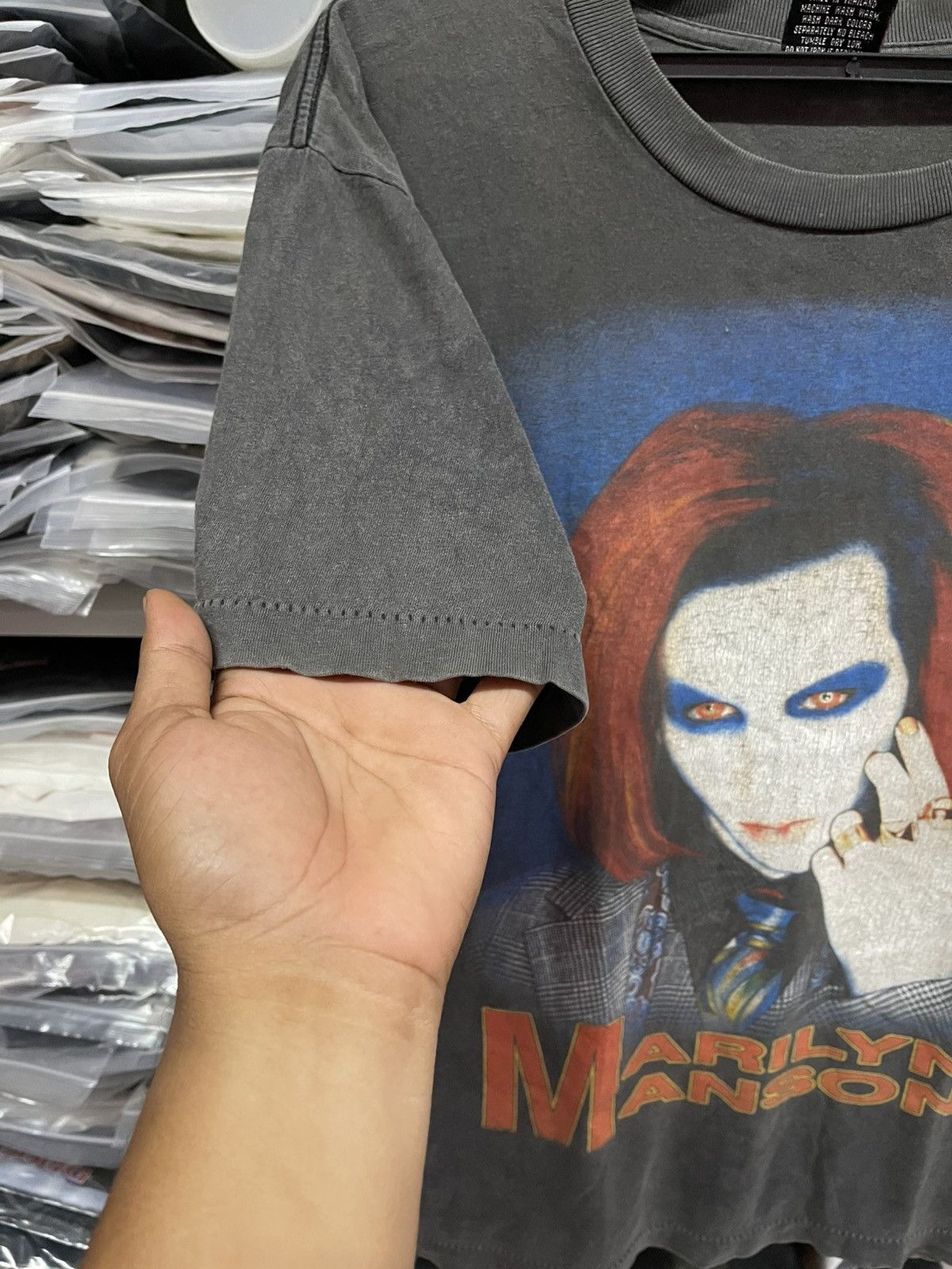 Vintage Vintage Faded Marilyn Manson Very Rare🔥🔥🔥 Size US L / EU 52-54 / 3 - 6 Thumbnail
