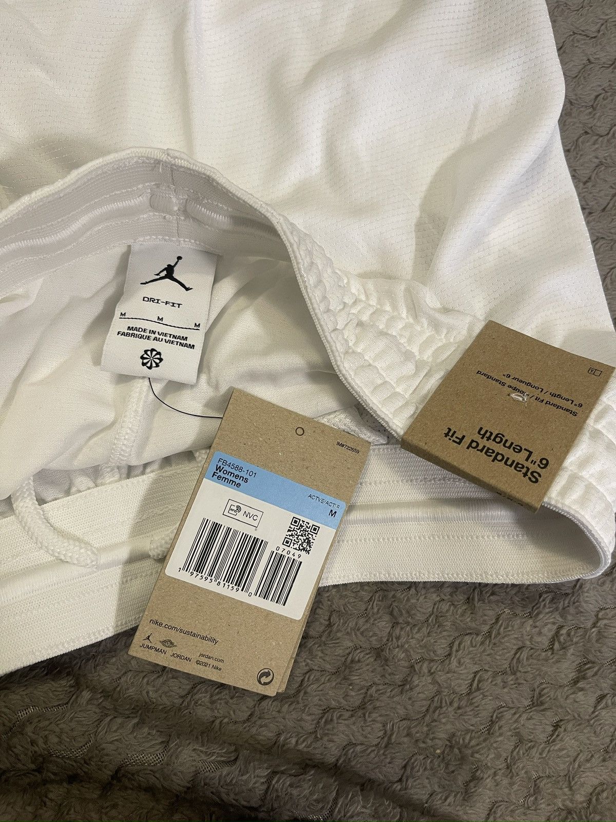 Jordan Brand × Nike Nike Jordan Shorts Size 28" / US 6 / IT 42 - 4 Thumbnail