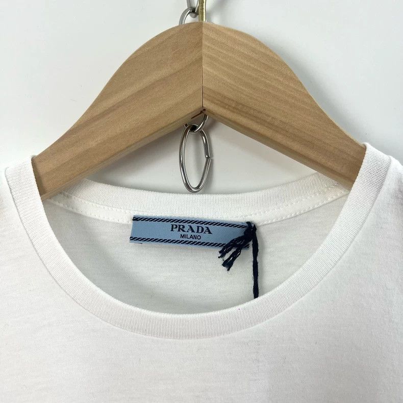 Prada Prada Classic pure version white round-neck short-sleeved Size US M / EU 48-50 / 2 - 2 Thumbnail