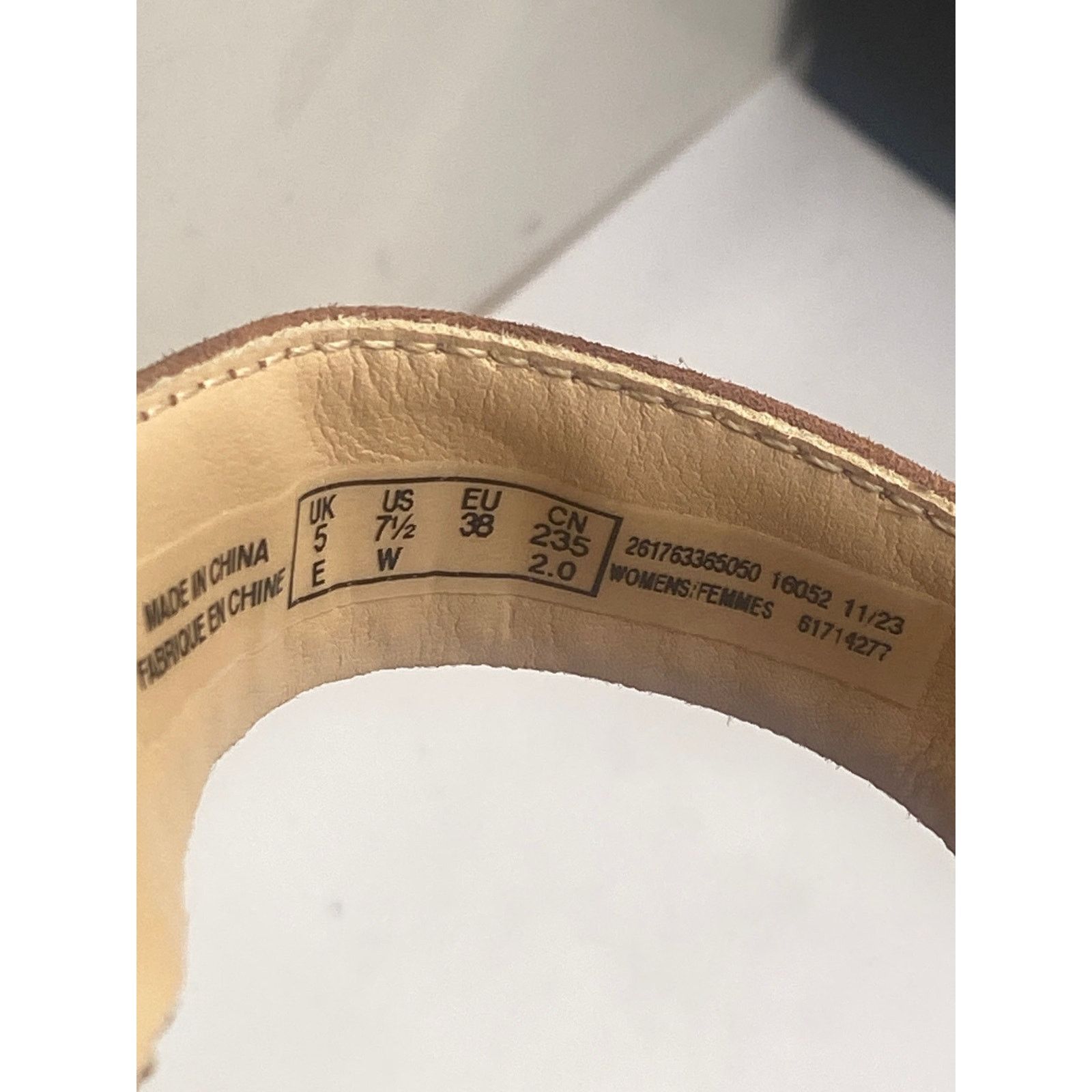 Clarks Clarks Signature Serina35 Cross Suede Sandals Size 7.5 Size US 7.5 / IT 37.5 - 7 Thumbnail