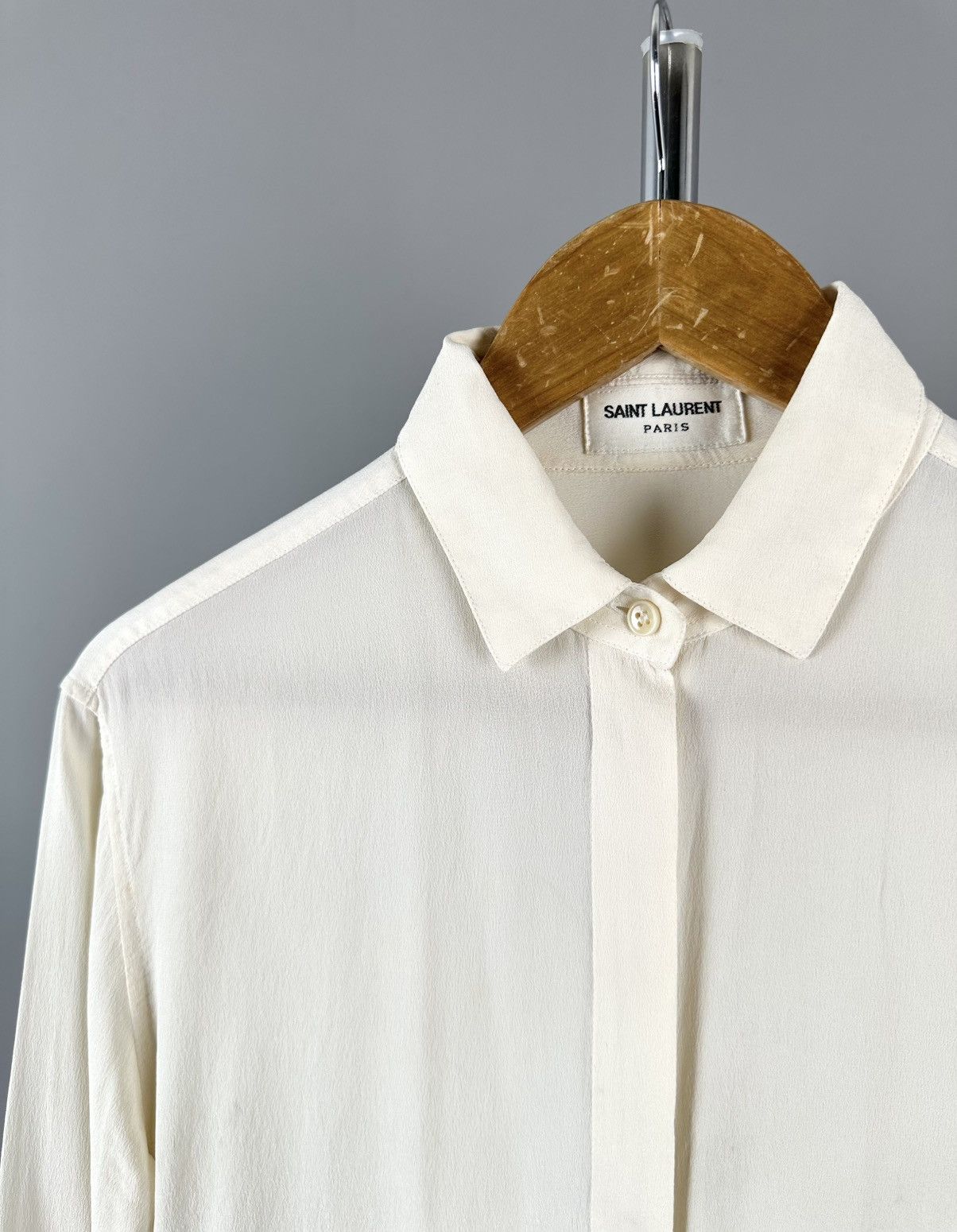 Saint Laurent Paris Saint Laurent - 2017 Silk Button down shirt Size XXS / US 00 / IT 34 - 4 Thumbnail