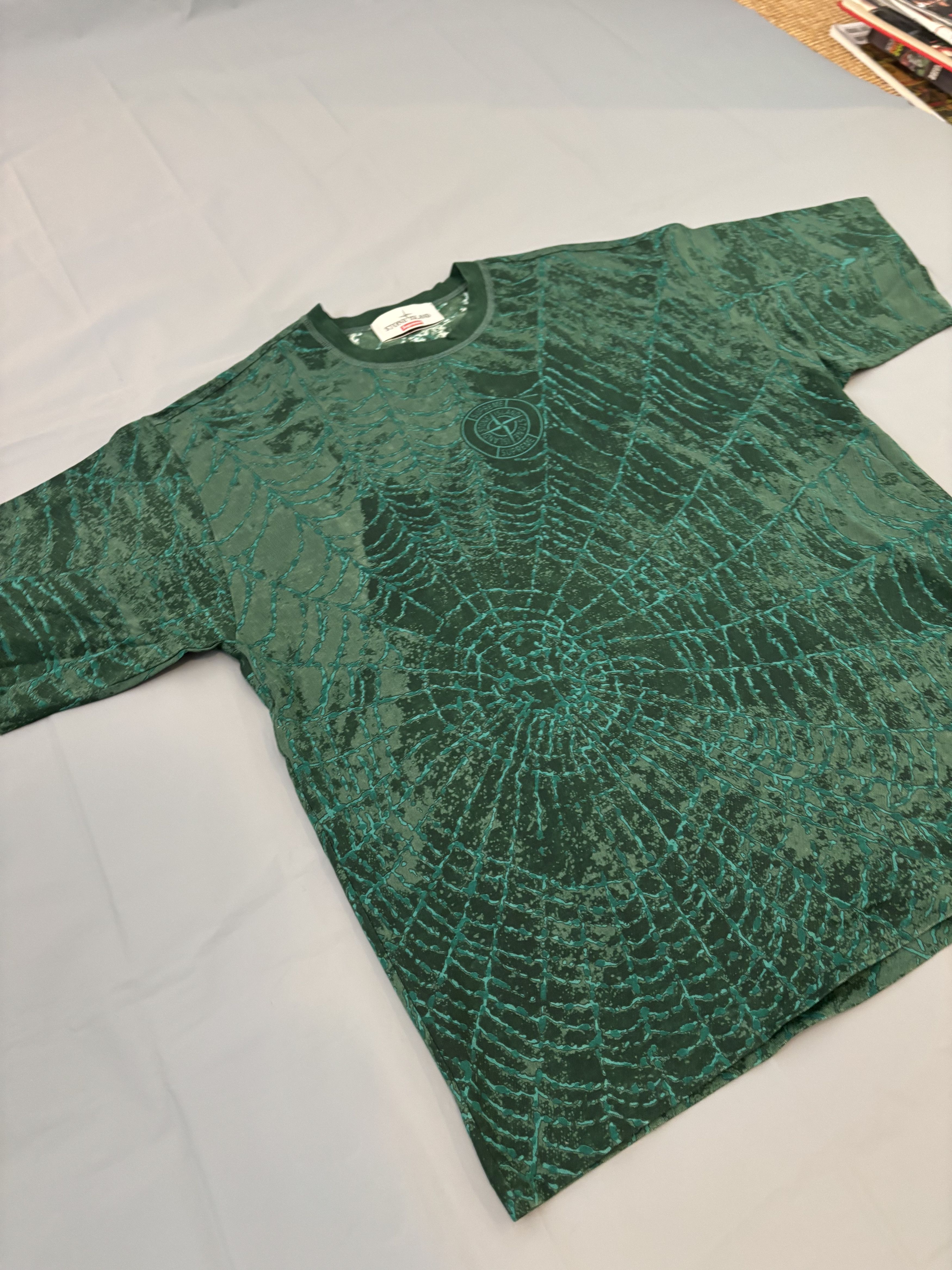 Stone Island T-shirt vert foncé Stone Island x Supreme en tbe Size US M / EU 48-50 / 2 - 5 Thumbnail