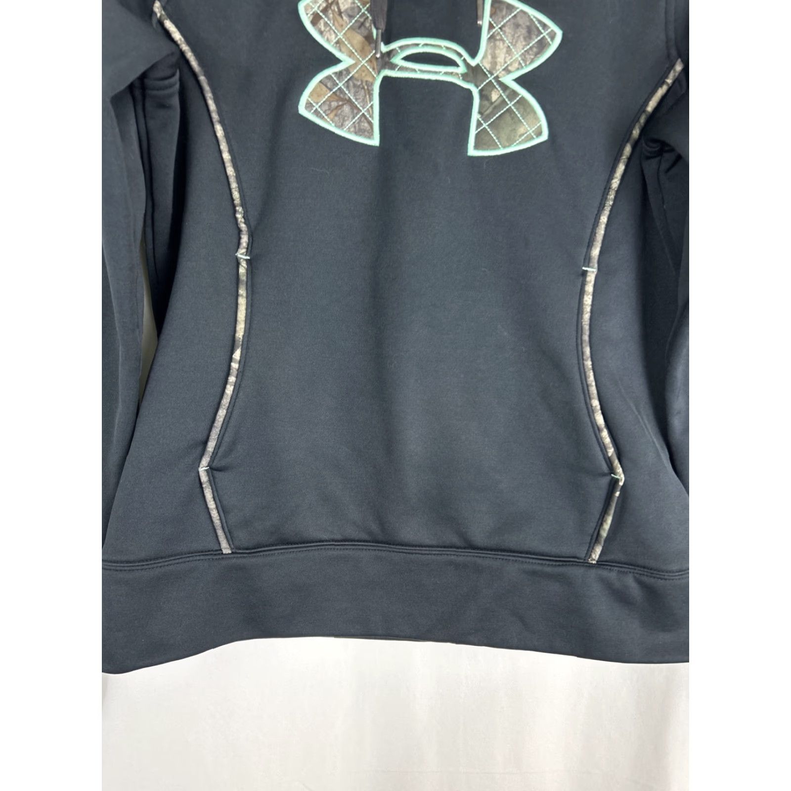 Under Armour Under armour Hoodie Women’s Medium Black Pullover Camouflage Emblem Camouflage Hood Liner Size M / US 6-8 / IT 42-44 - 5 Thumbnail