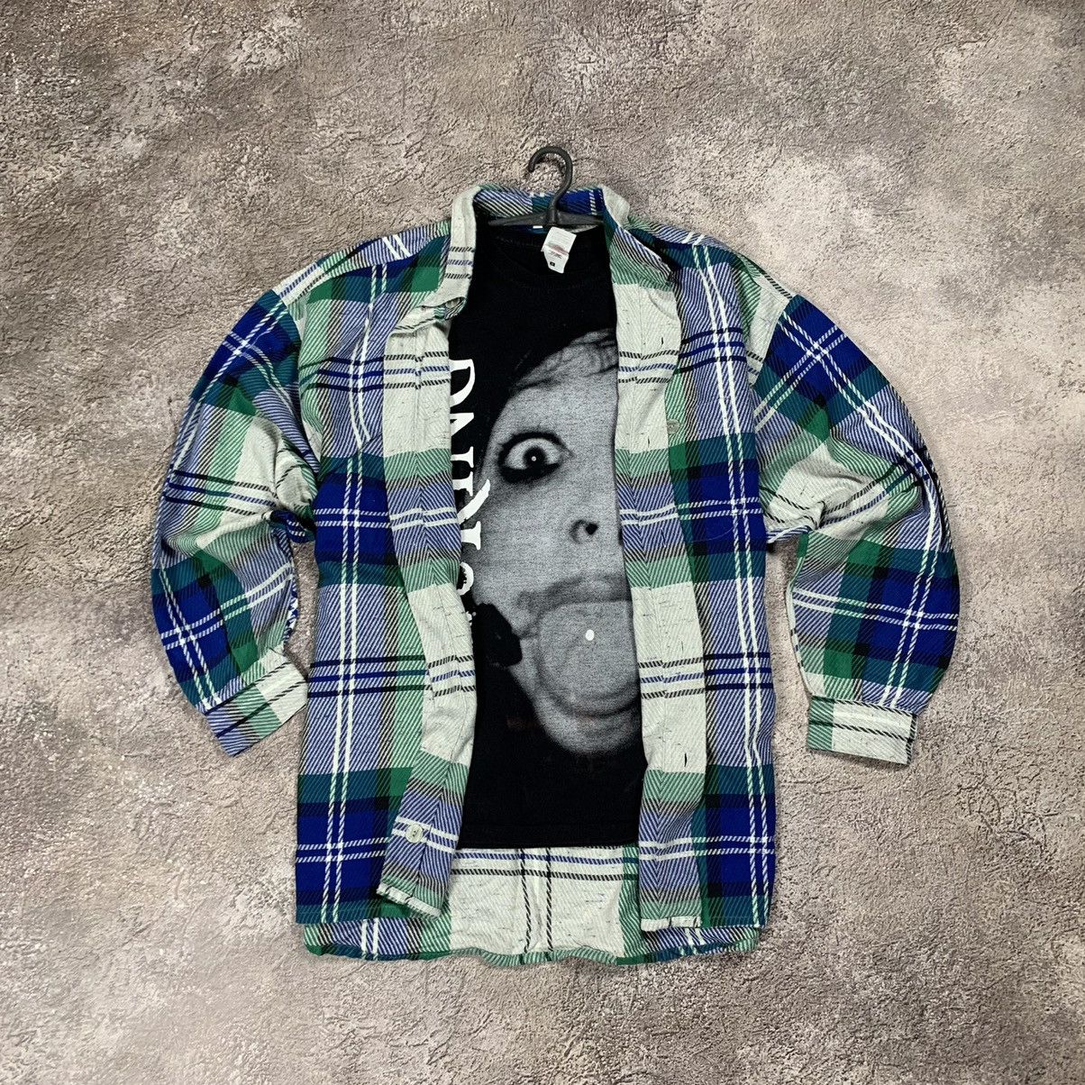 Vintage Vintage 90s Plaid Shirt Graphic Print Grunge Streetwear L Size US L / EU 52-54 / 3 - 1 Thumbnail