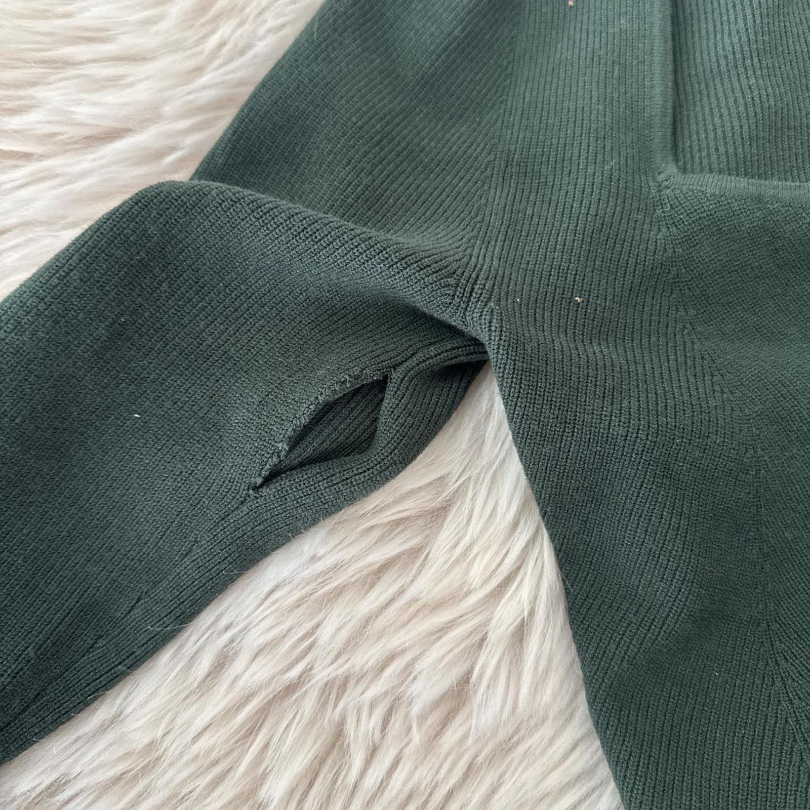 Aritzia NWT ARITZIA Wilfred Tuscany Sweater - Dark Green M Size M / US 6-8 / IT 42-44 - 5 Thumbnail