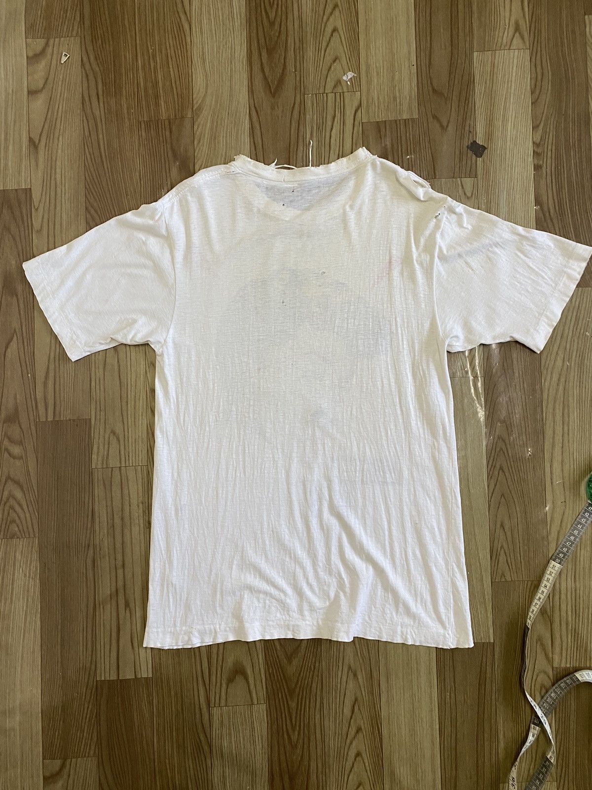 Vintage Vintage Candy Clark Distressed Tee Size US M / EU 48-50 / 2 - 8 Thumbnail