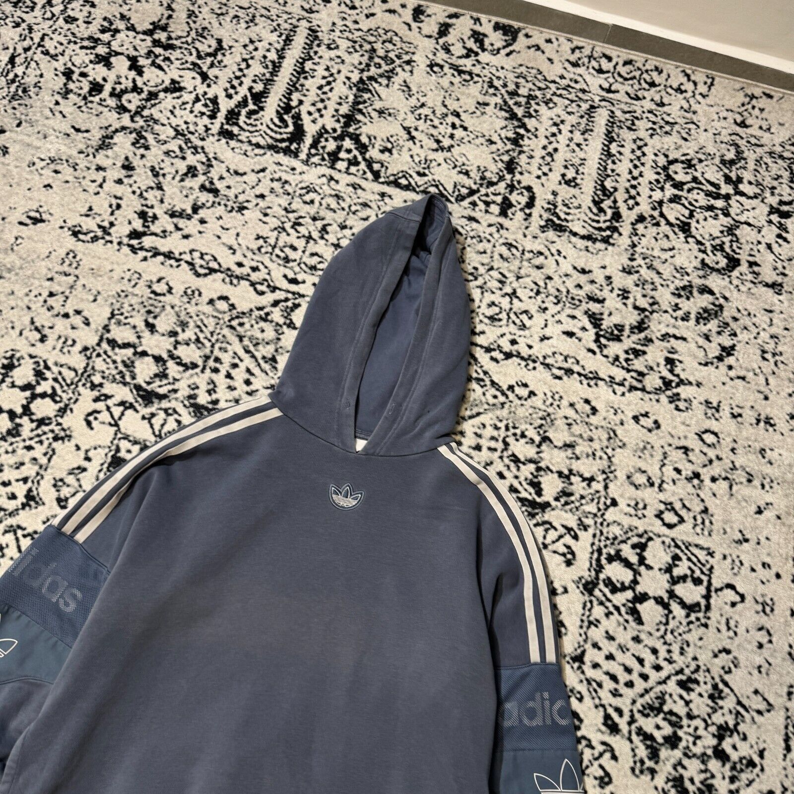 Adidas × Vintage Vintage Adidas Blue Cotton Hoodie Size XS Y2K Center Logo Size US XS / EU 42 / 0 - 6 Thumbnail