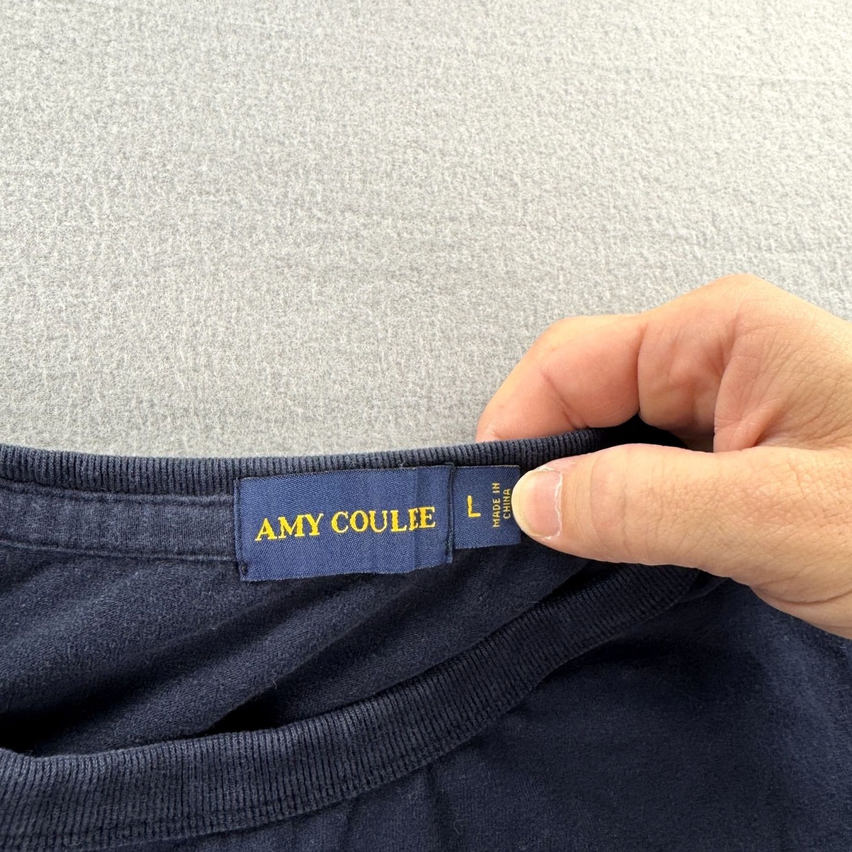 Vintage Amy Coulee Shirt Mens Large Navy Blue Short Sleeve Casual Crew Tee T-Shirt Size US L / EU 52-54 / 3 - 3 Thumbnail