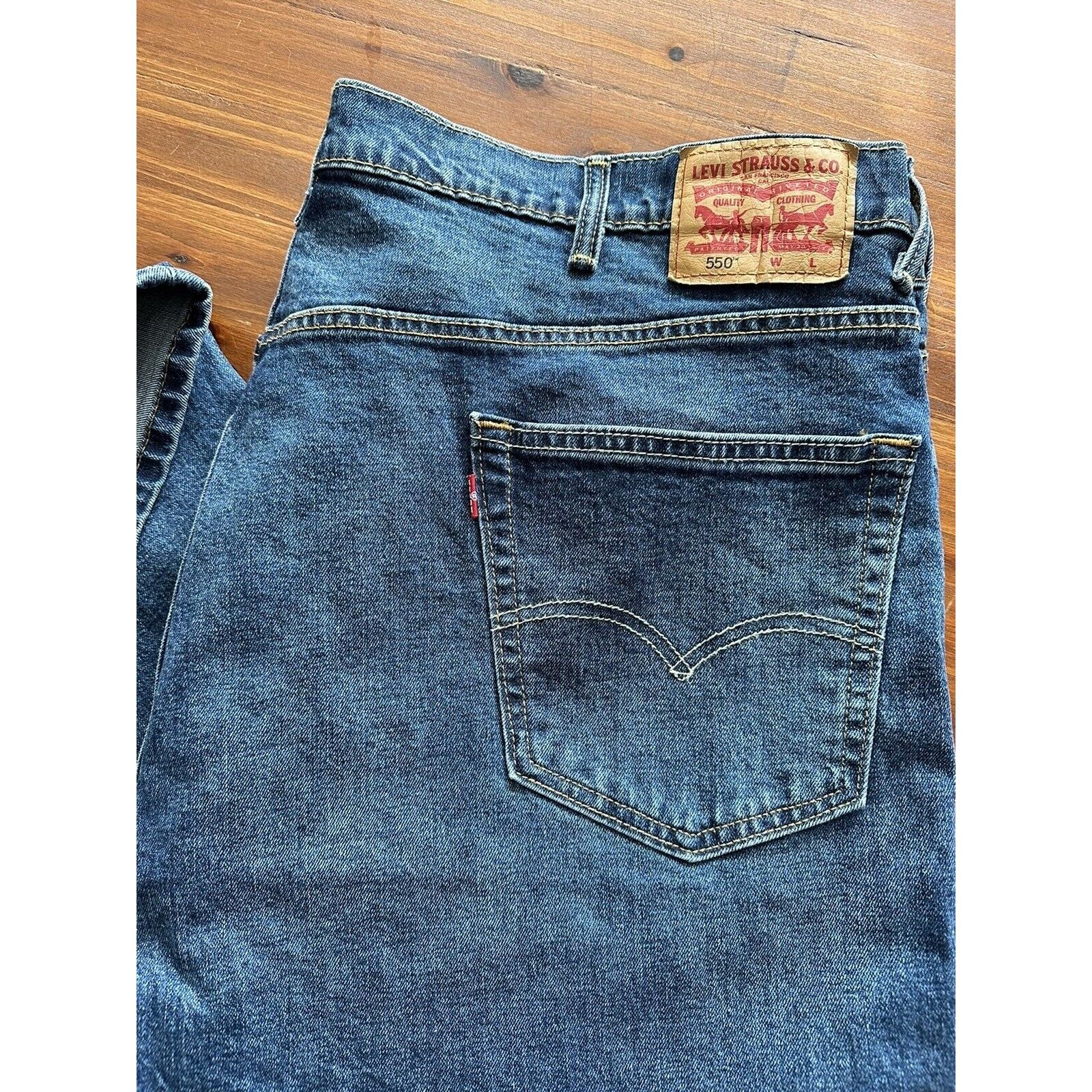 Levi's LEVIS 550 relaxed, 46X29 Dark Blue Wash, Cotton Blend 2017 Size US 44 / EU 60 - 3 Thumbnail