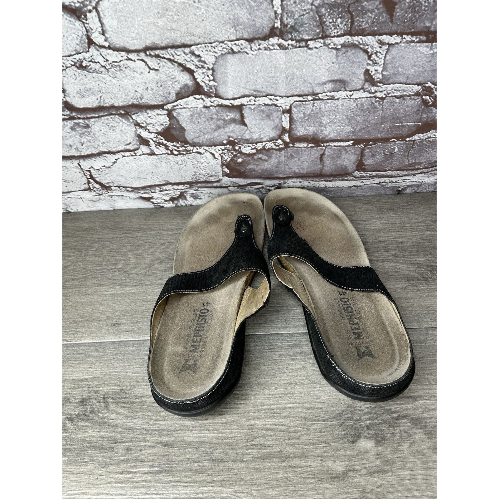 Mephisto Mephisto Agacio Black Leather Thong Slip On Sandals Women’s Size US 10.5 / IT 40.5 - 13 Thumbnail