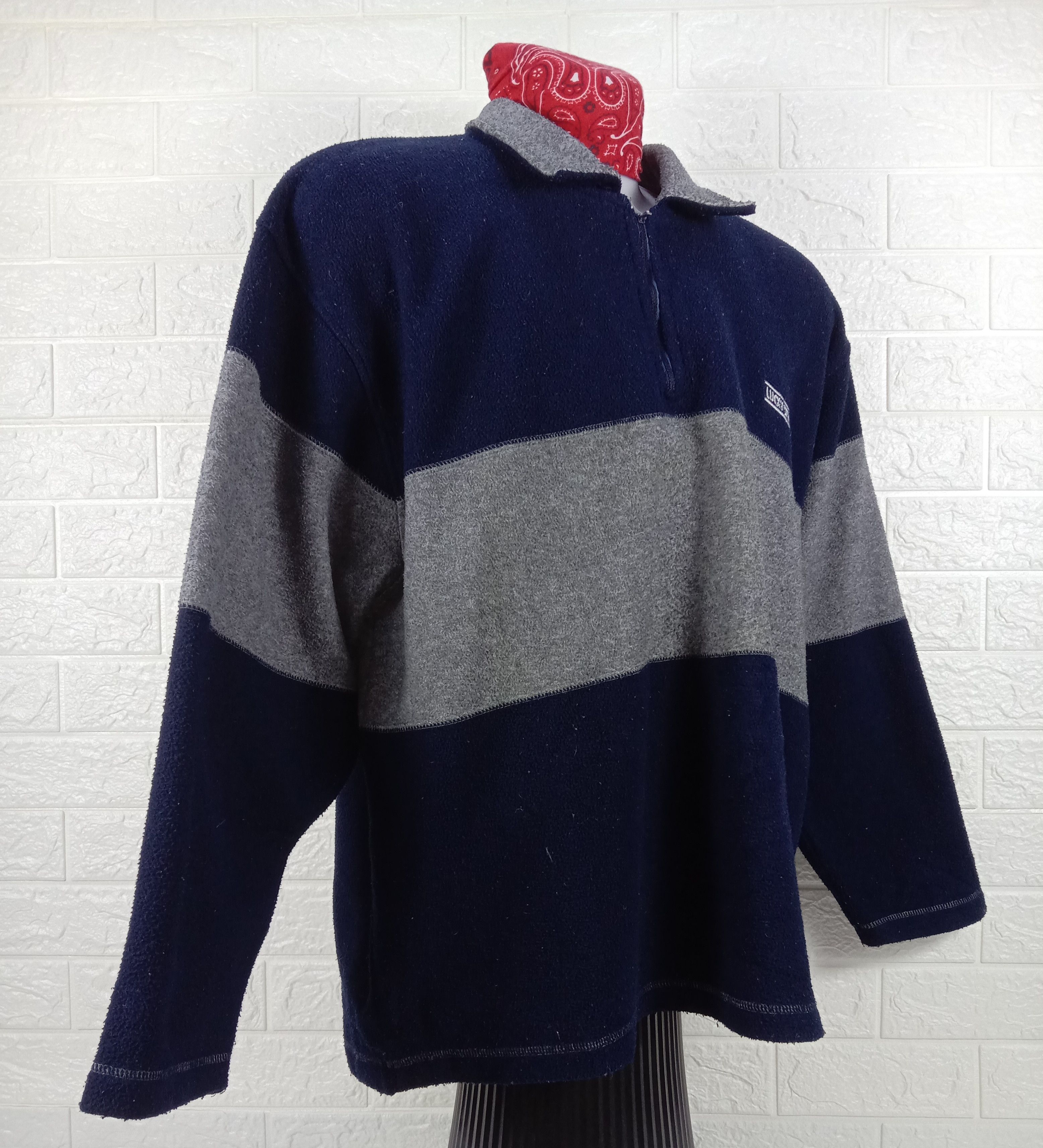 Vintage Vintage Lucky Strike Fleece Sweater Size US L / EU 52-54 / 3 - 2 Thumbnail