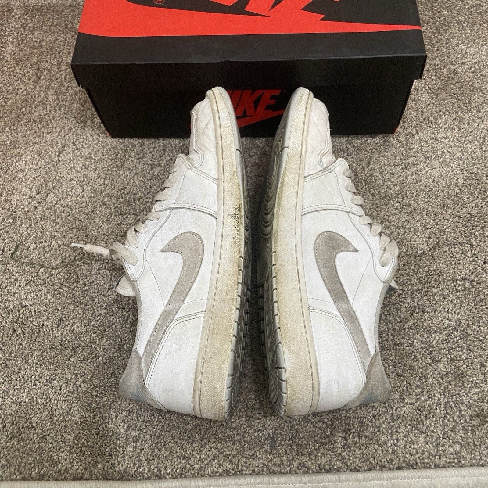 Nike Nike Air Jordan 1 Retro '85 OG Low Neutral Grey Size 13 Size US 12 / EU 45 - 5 Thumbnail