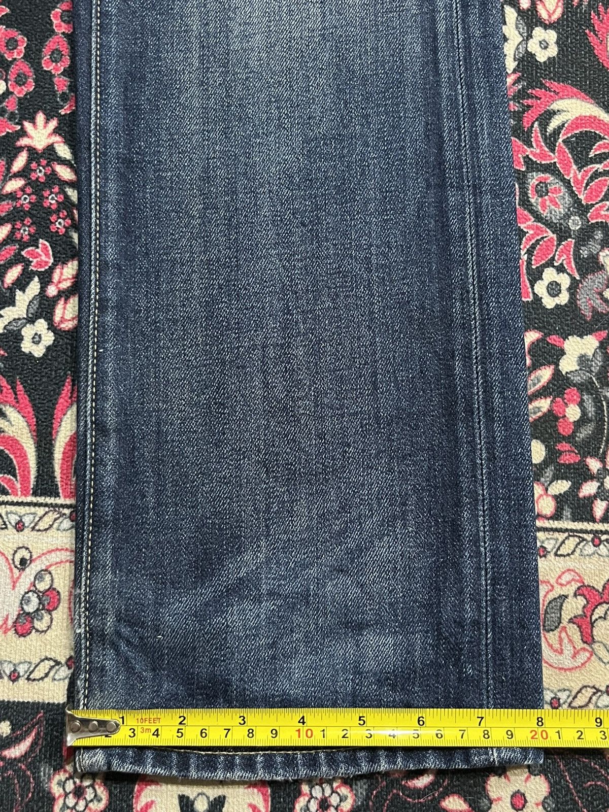 Uniqlo Vintage Uniqlo Dark Blue Washed Straight Leg Jeans Size US 32 / EU 48 - 15 Thumbnail