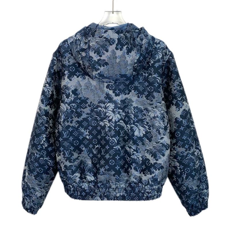 Louis Vuitton Louis Vuitton Blue logo full print hooded zip-up jacket Size US S / EU 44-46 / 1 - 2 Thumbnail