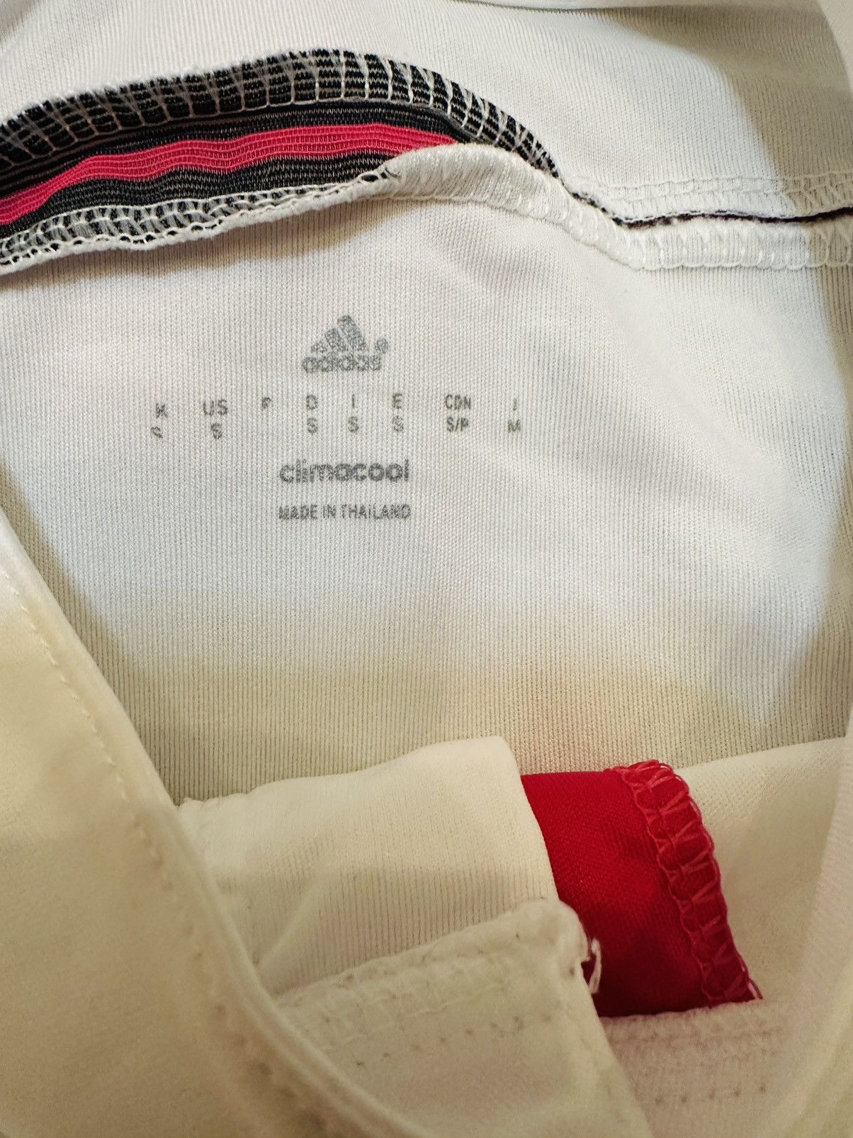 Adidas REAL MADRID 2014/2015 ADIDAS HOME SOCCER SHIRT MEN'S JERSEY Size US S / EU 44-46 / 1 - 3 Thumbnail