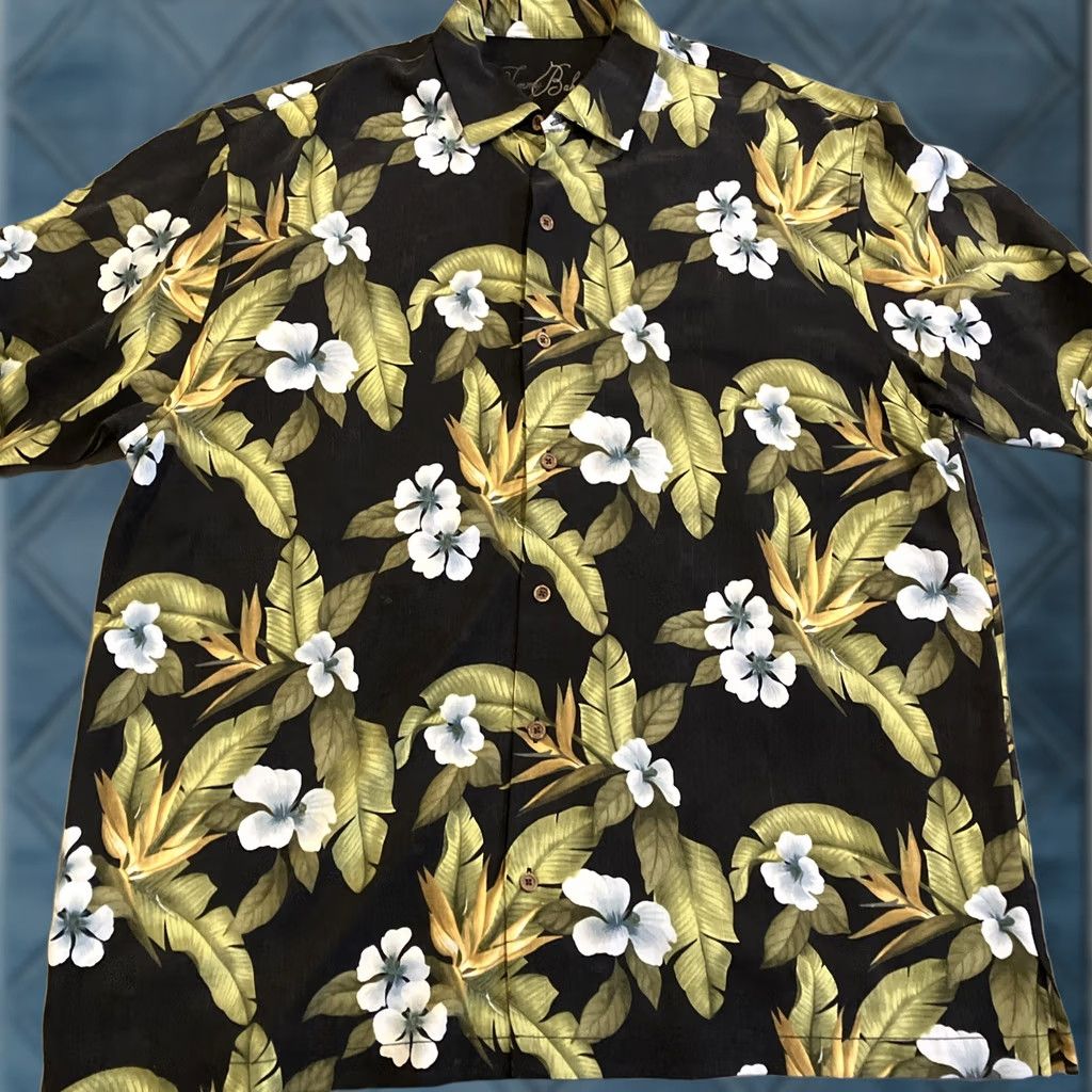 Tommy Bahama VINTAGE Tommy Bahama - 100% Silk - Floral Hawaiian Shirt - Men's Size XL Size US XL / EU 56 / 4 - 1 Thumbnail