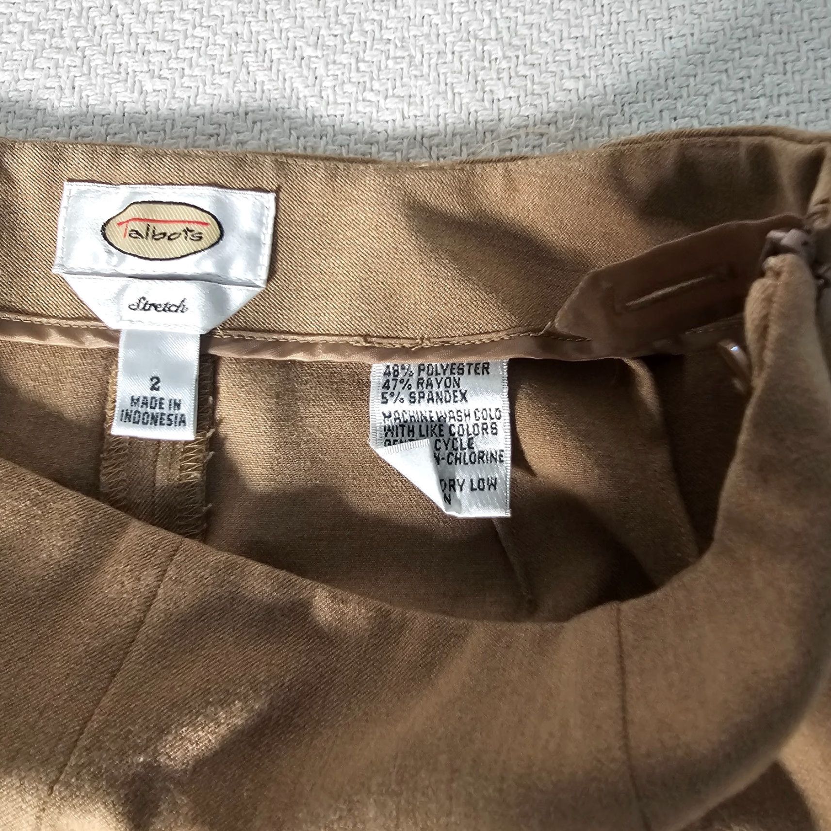 Talbots Talbots Brand Dress Pants Women Regular Size 2 Brown Stretch Polyester Spandex Rayon Solid Straight Zip Casual Size 26" / US 2 / IT 38 - 4 Thumbnail
