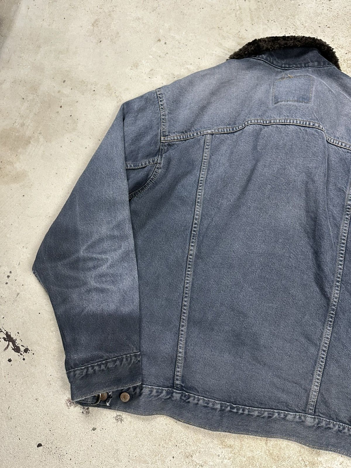 Levi's Vintage 1996 Levi’s Faded Sherpa Collar Denim Jacket Trucker Size US XL / EU 56 / 4 - 15 Thumbnail